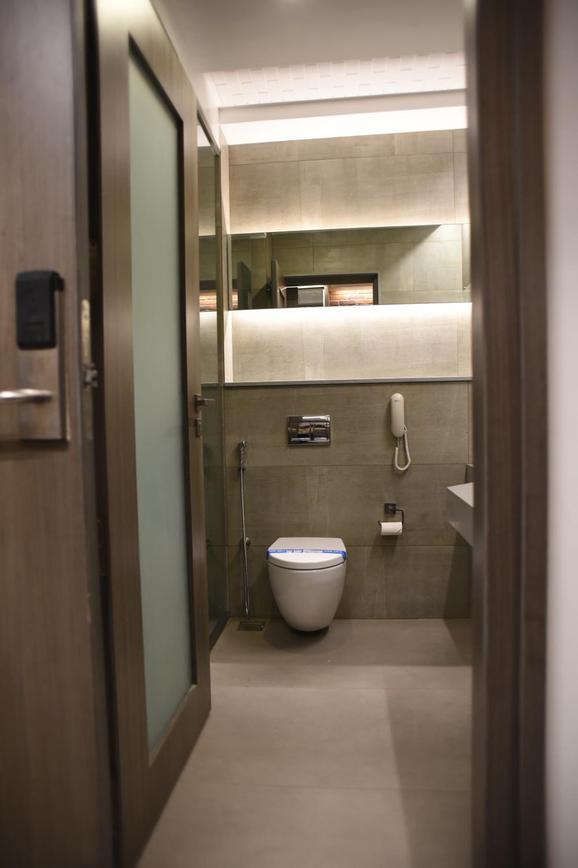 Standard King Room - Photo 3