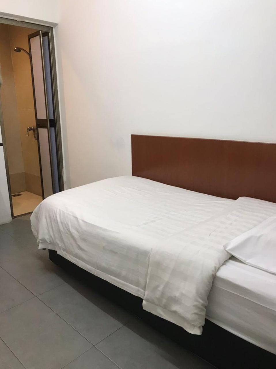 Economy Single Room