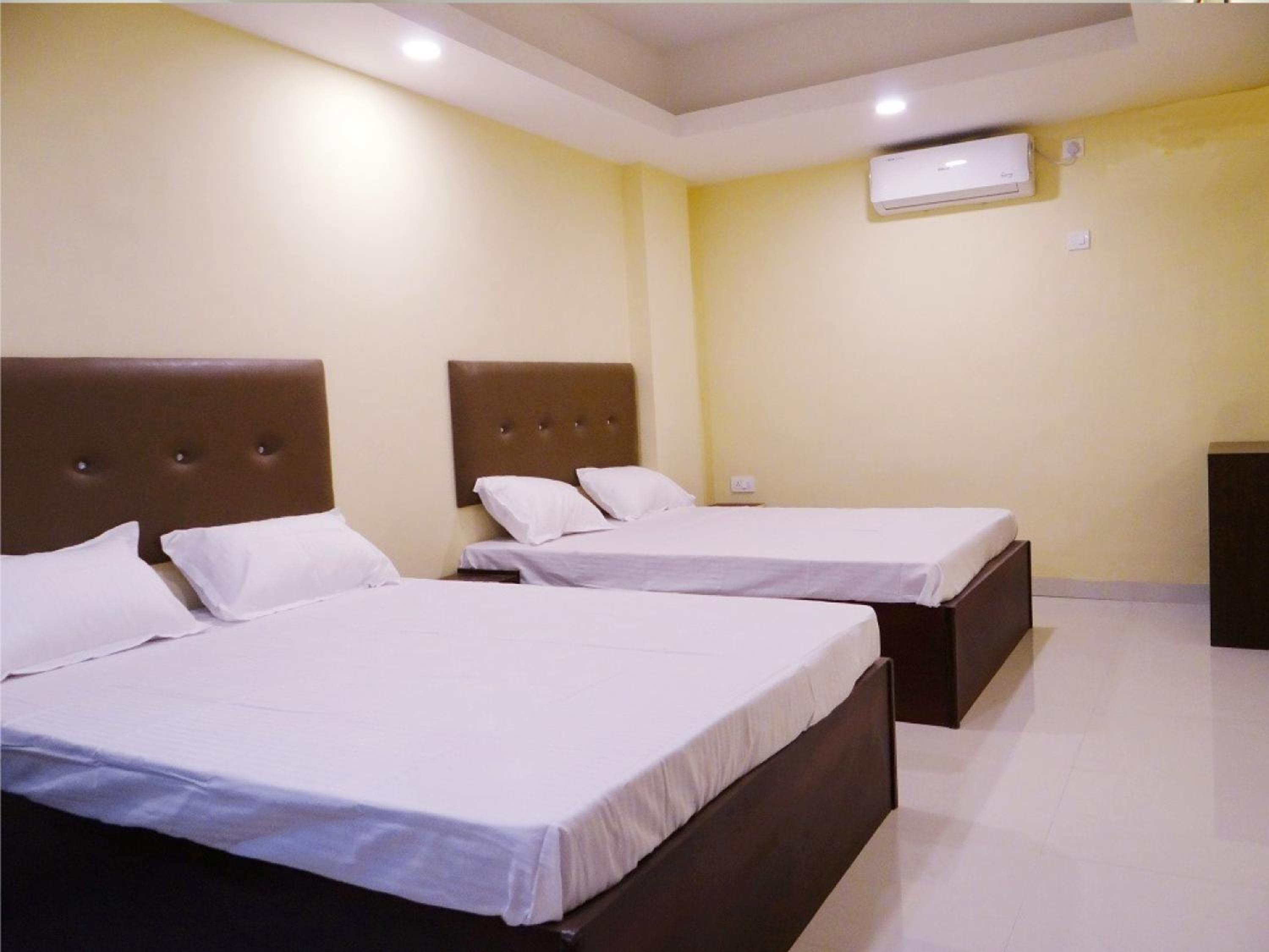 Deluxe Twin Room photo 1