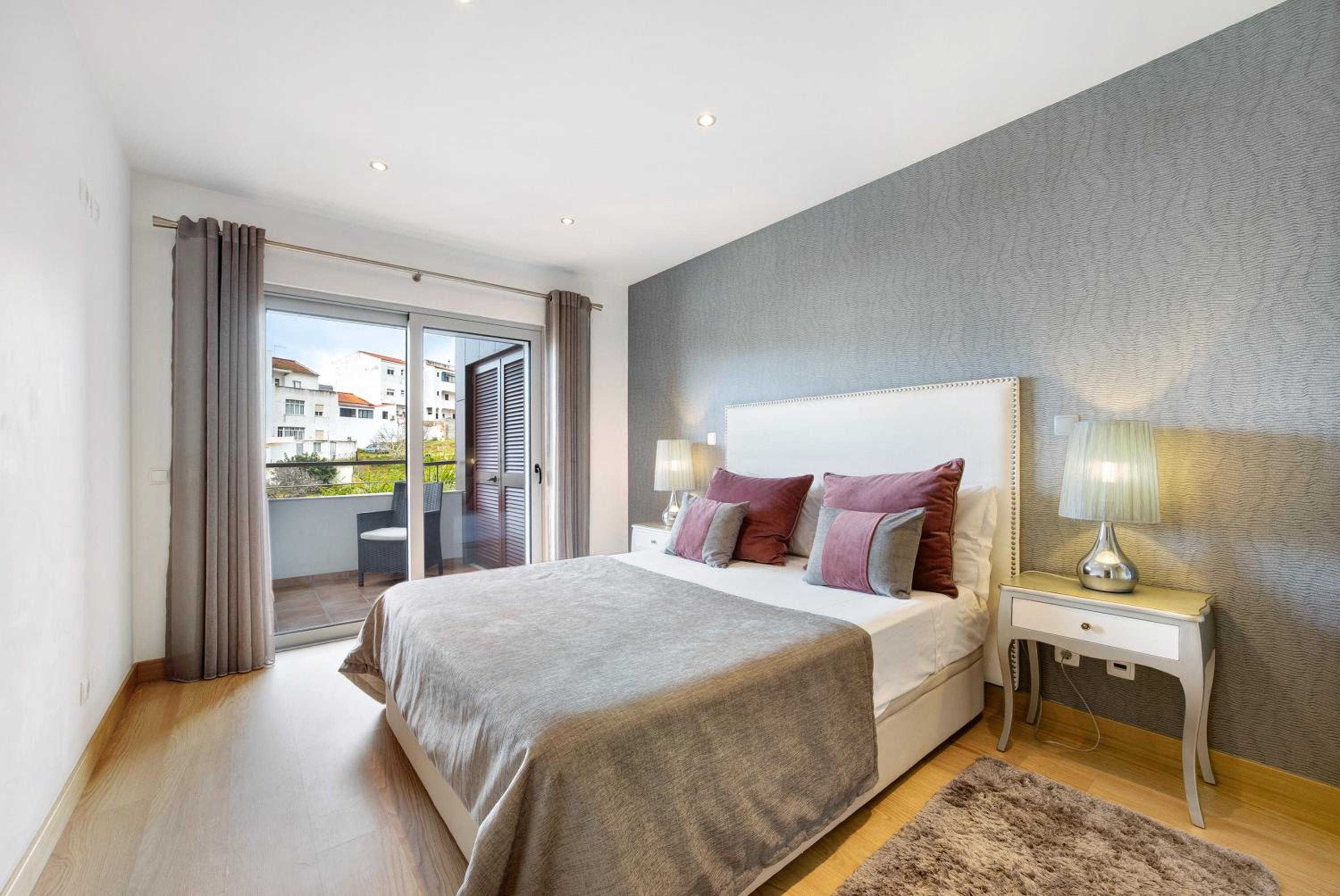 Superior One-Bedroom Apartment with Balcony