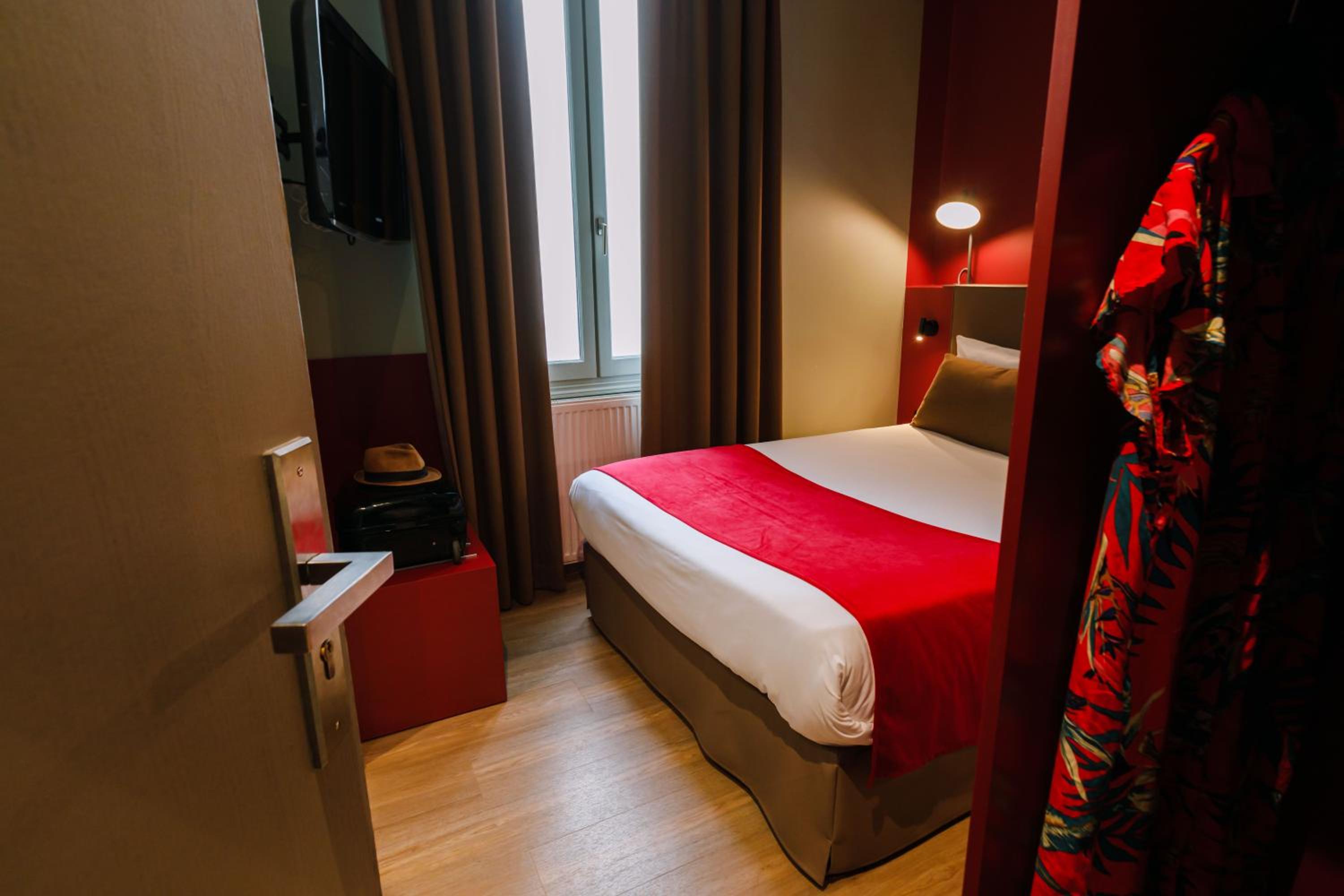 Standard Room - Photo 4