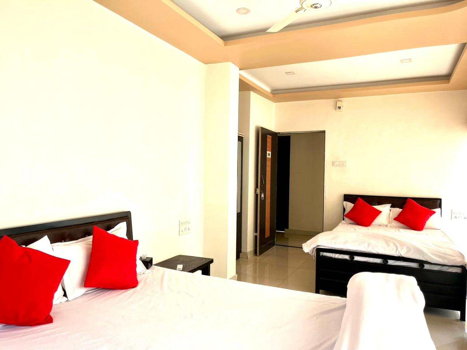 Family Room with Balcony - Photo 2