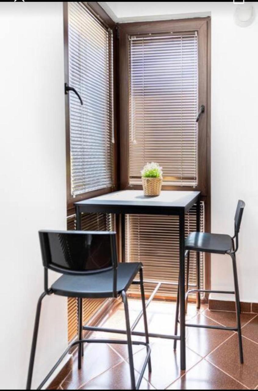 One-Bedroom Apartment - Photo 35