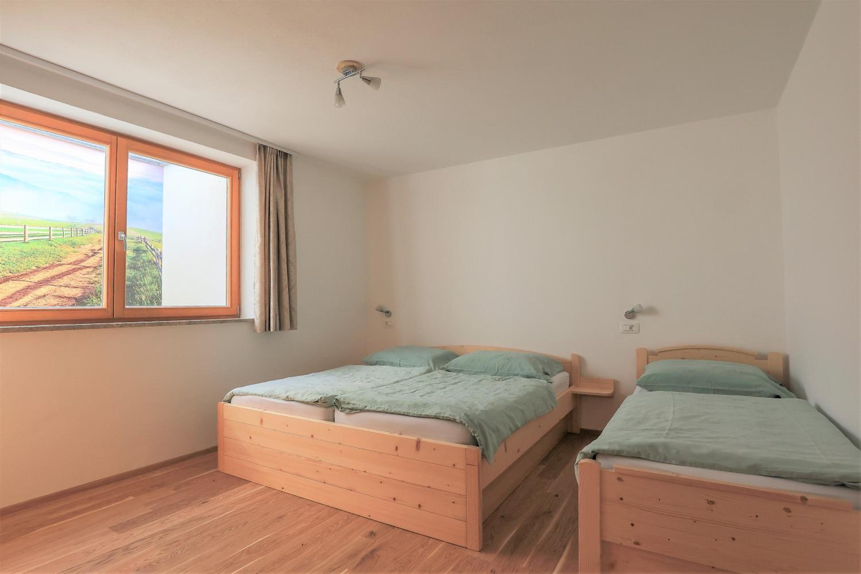 One-Bedroom Apartment with Terrace photo 3