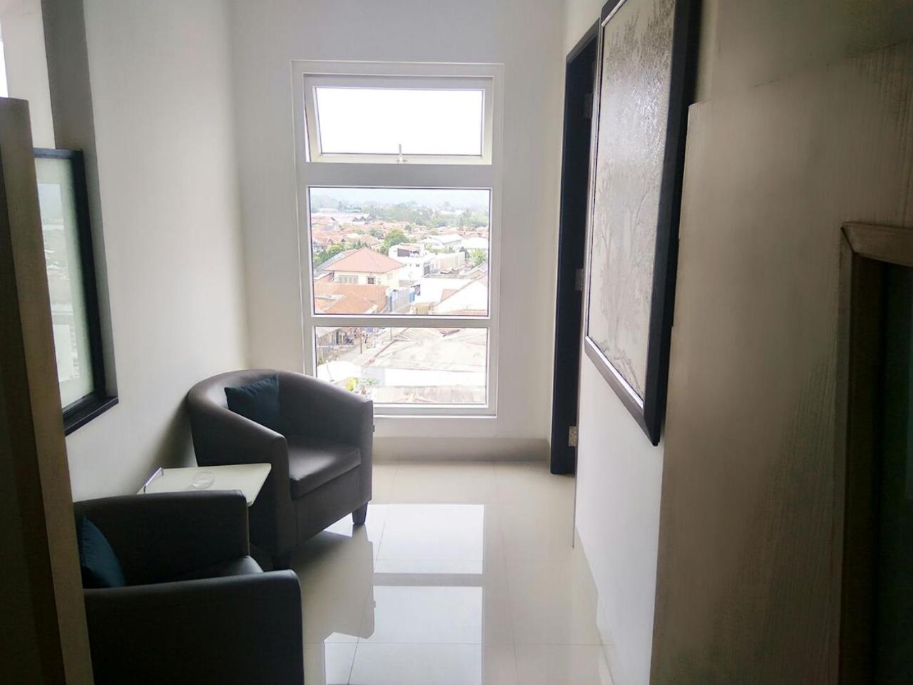 Double Room with Patio photo 3