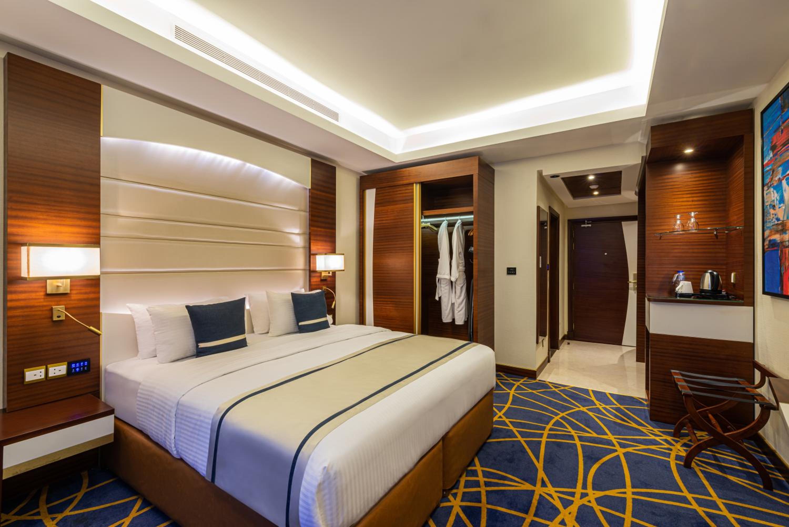 Standard King Room