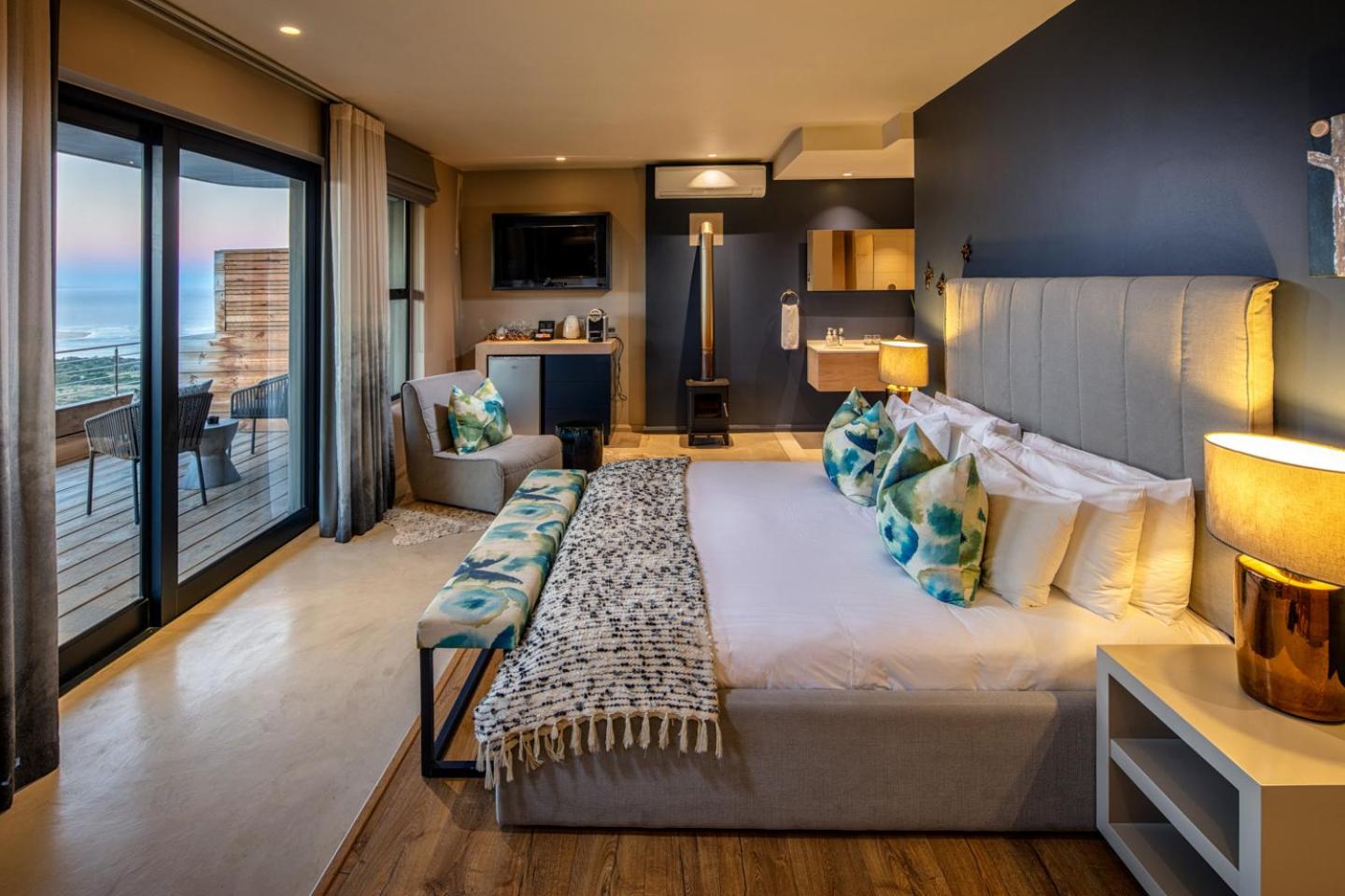 Honeymoon Suite photo 1