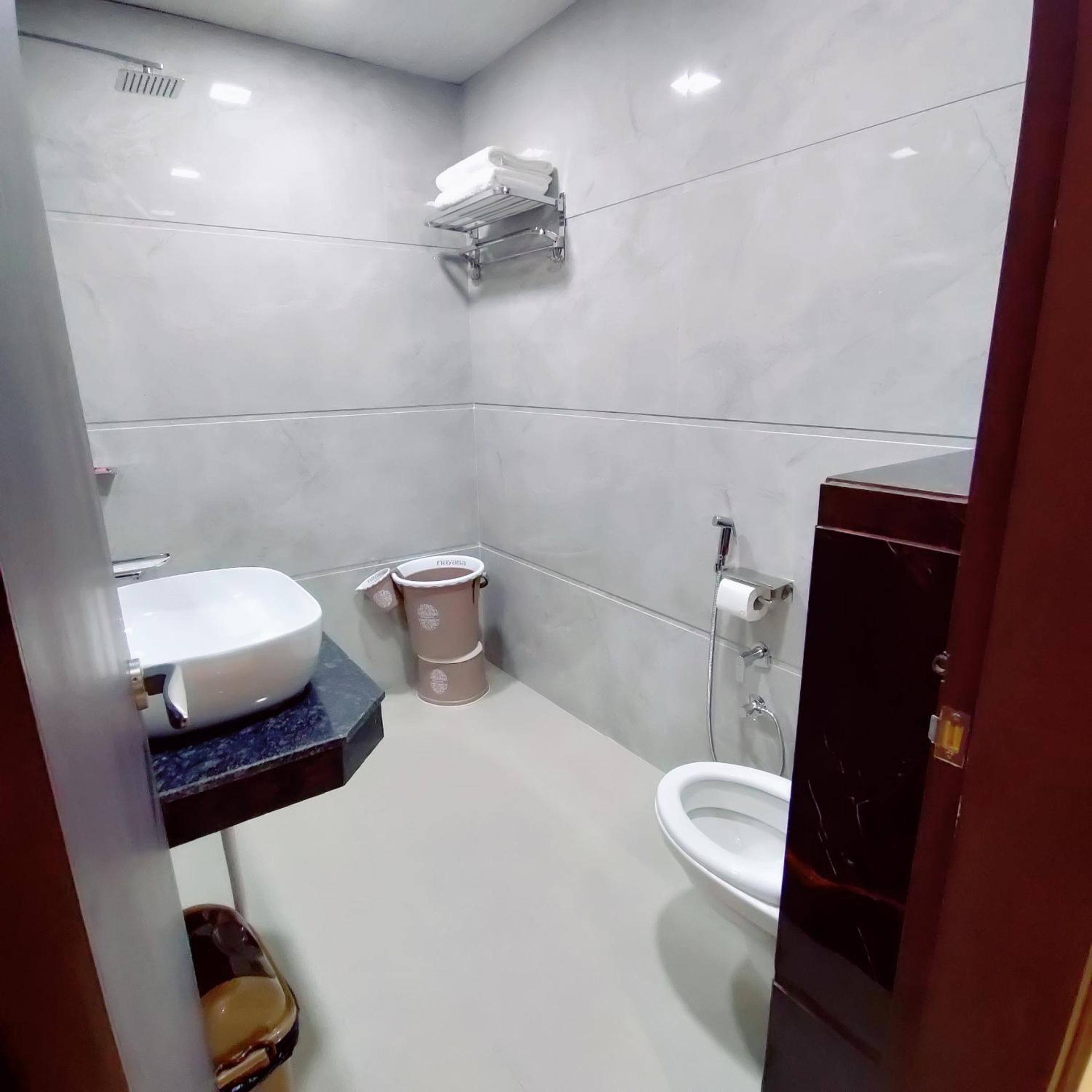 Superior Double or Twin Room - Photo 14
