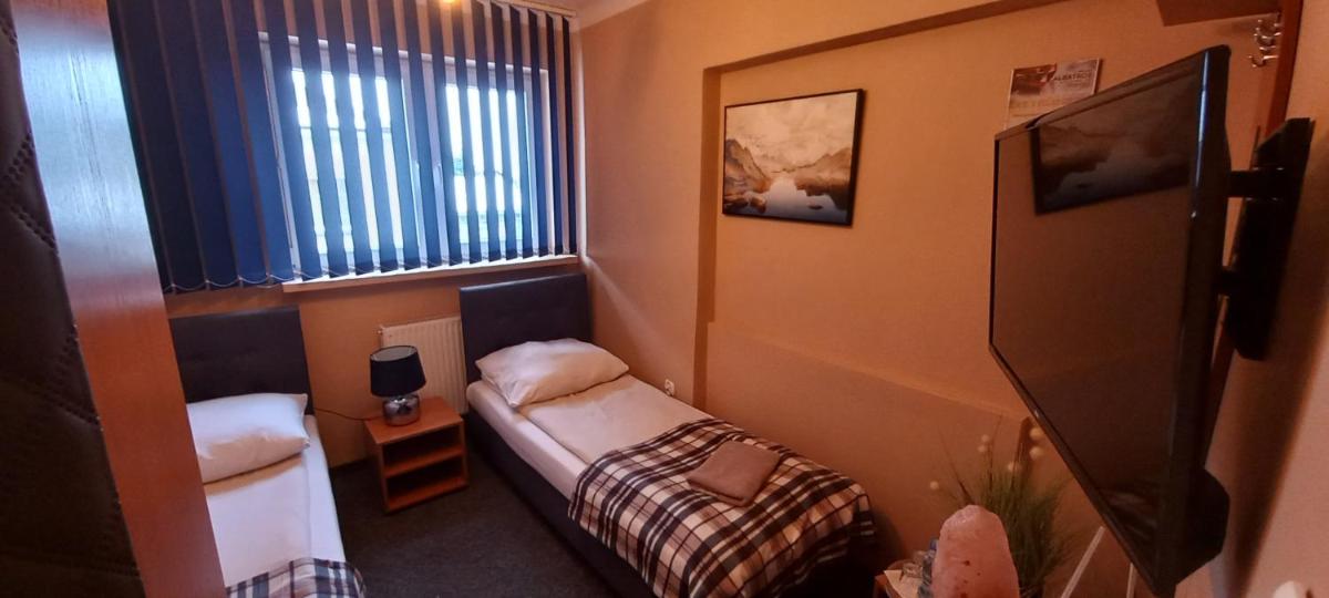 Double Room - Photo 10