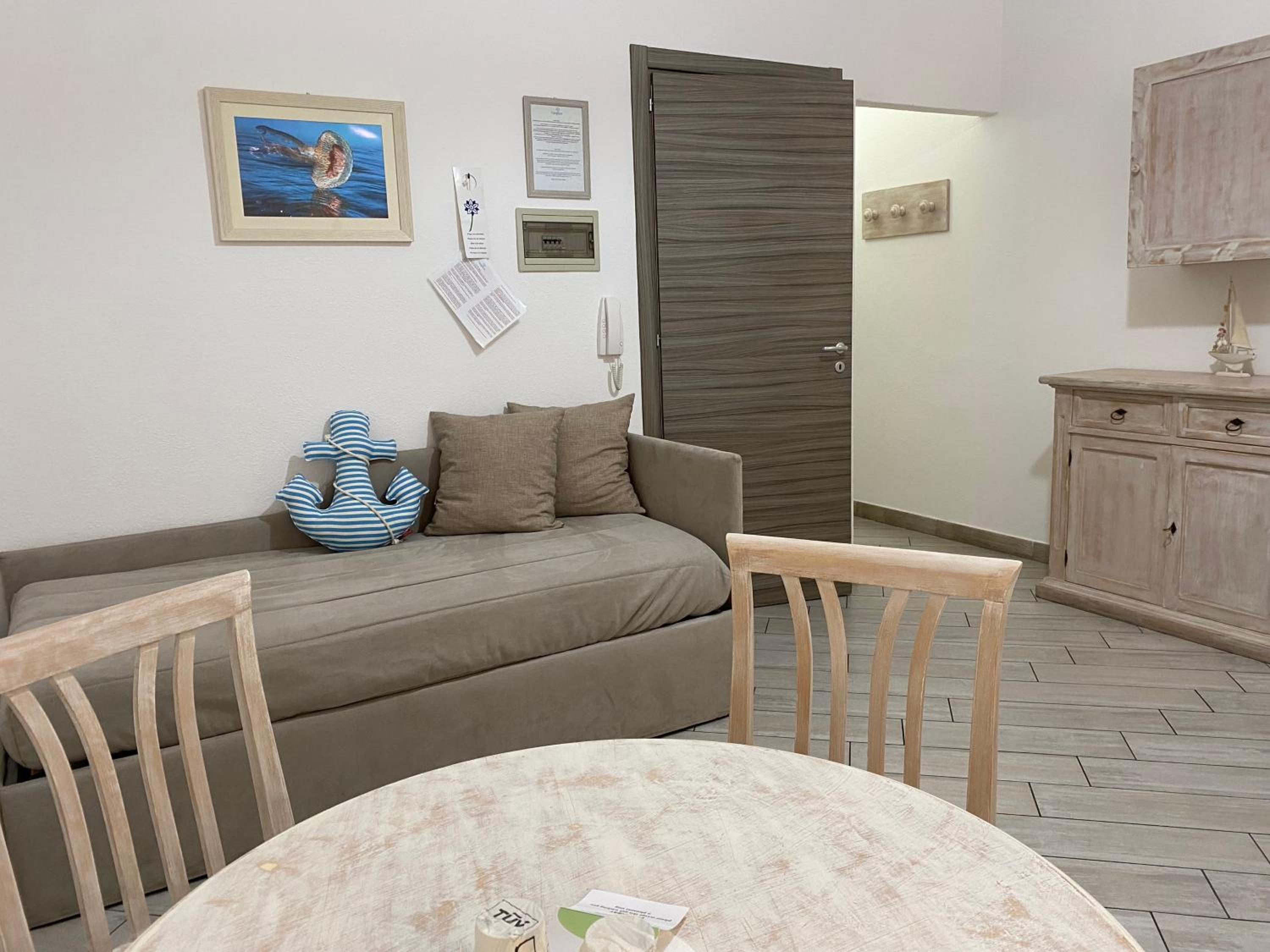 One-Bedroom Apartment with Summer Package
