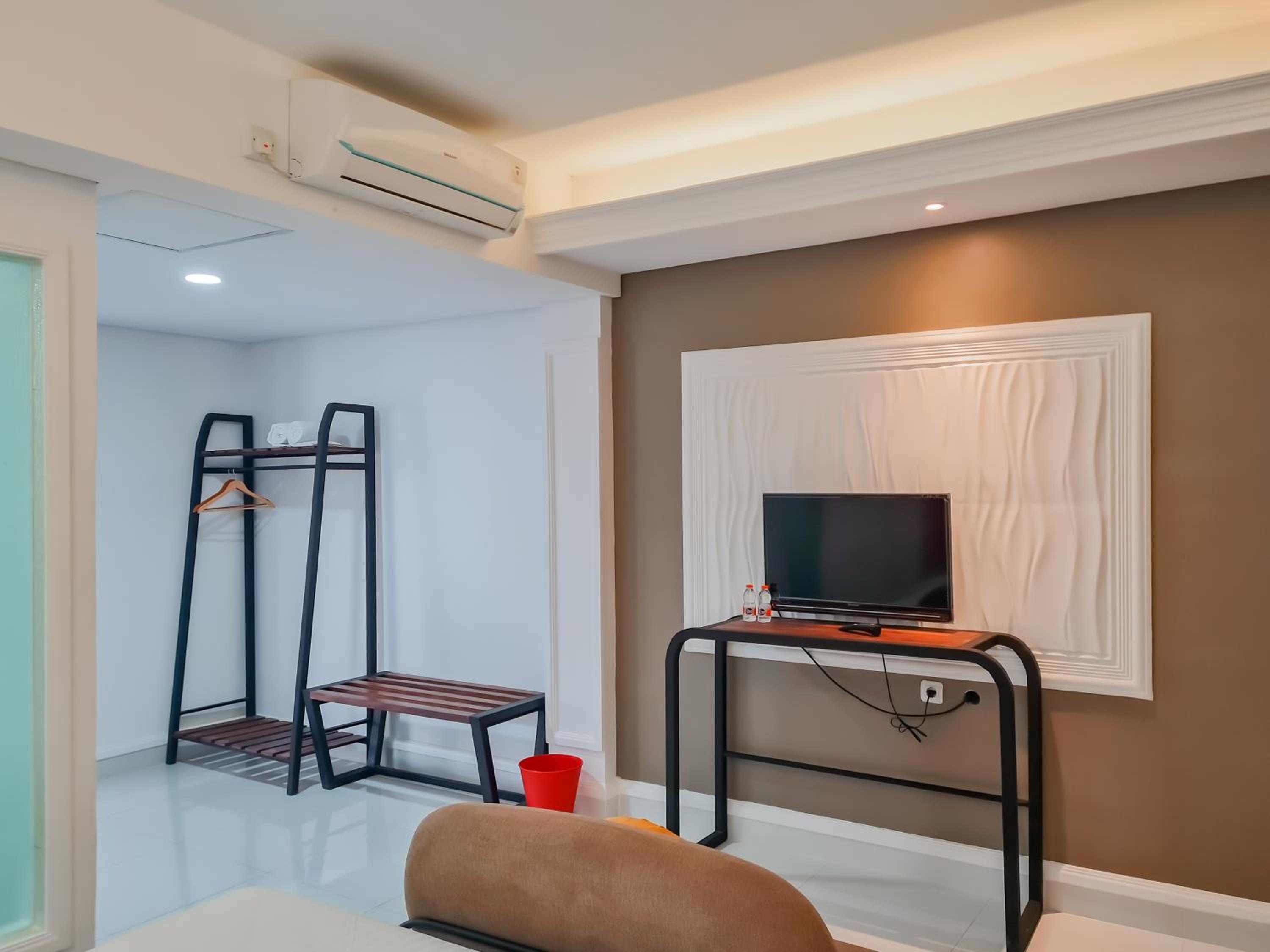 Deluxe Room - Photo 6