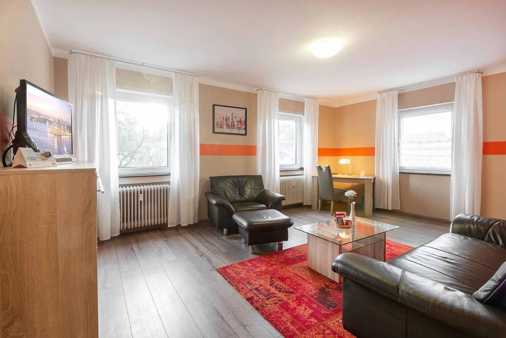 One-Bedroom Apartment - Photo 1