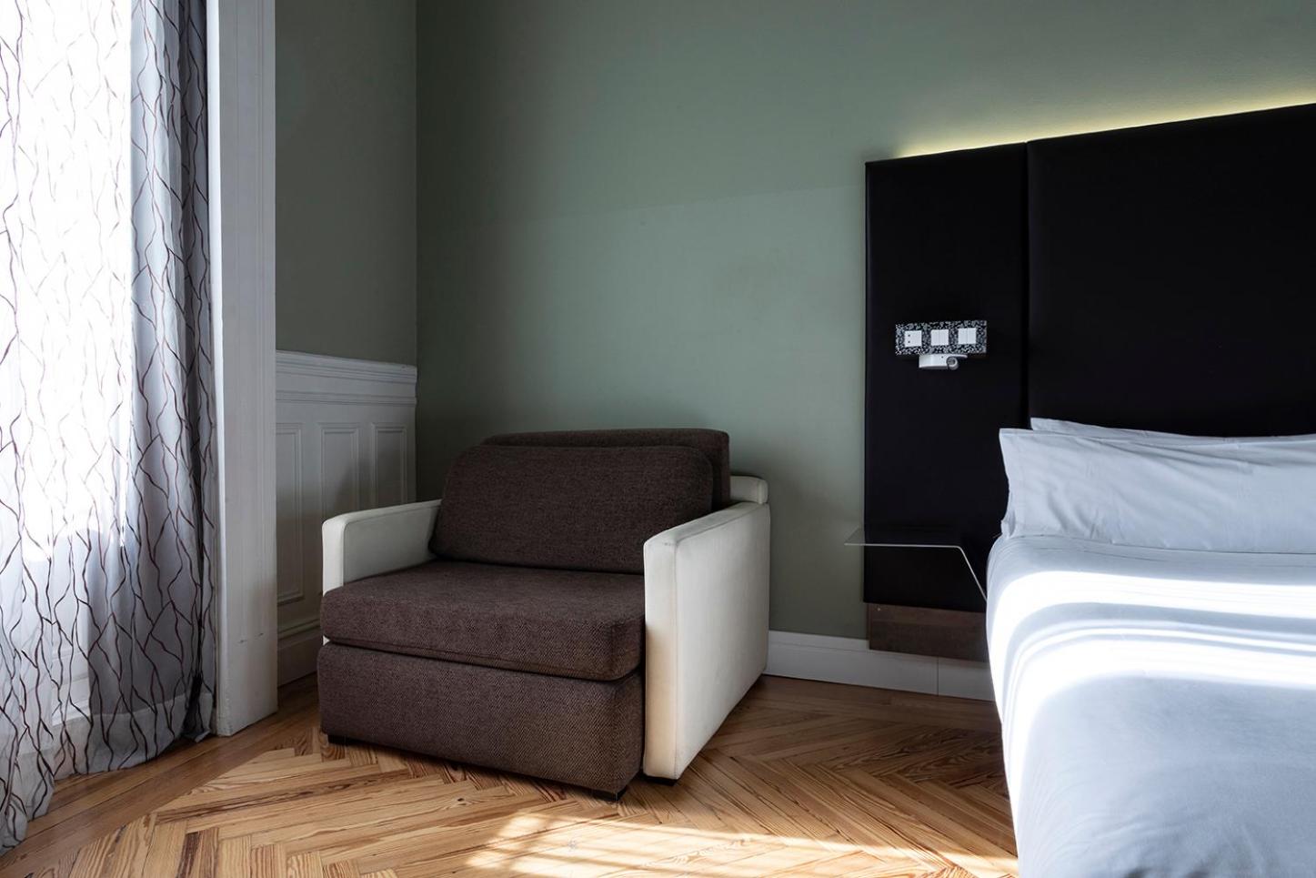 Double or Twin Room with City View