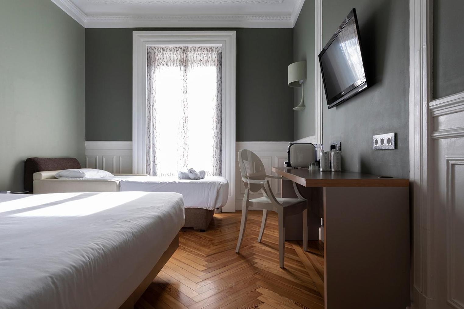 Triple Room - Photo 9