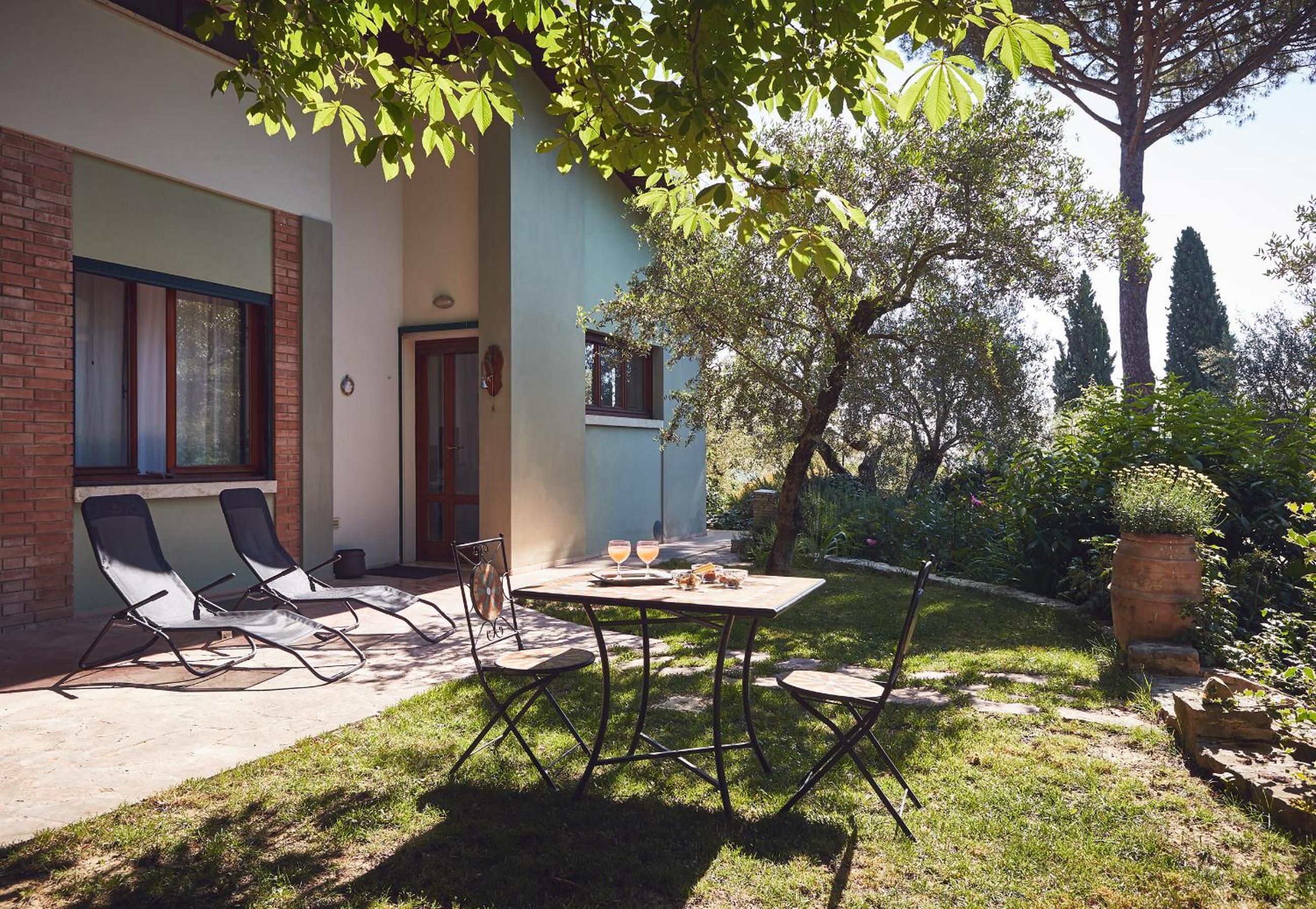 Apartment with Garden View photo 2