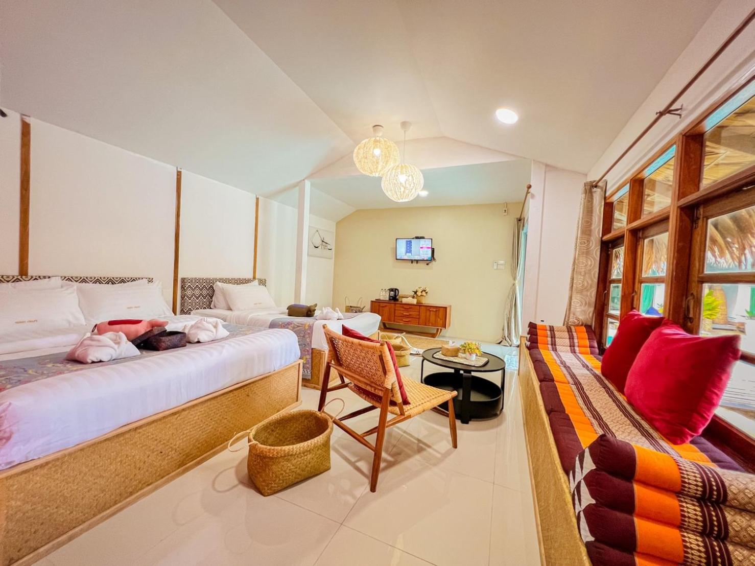 Standard Twin Room - Photo 6
