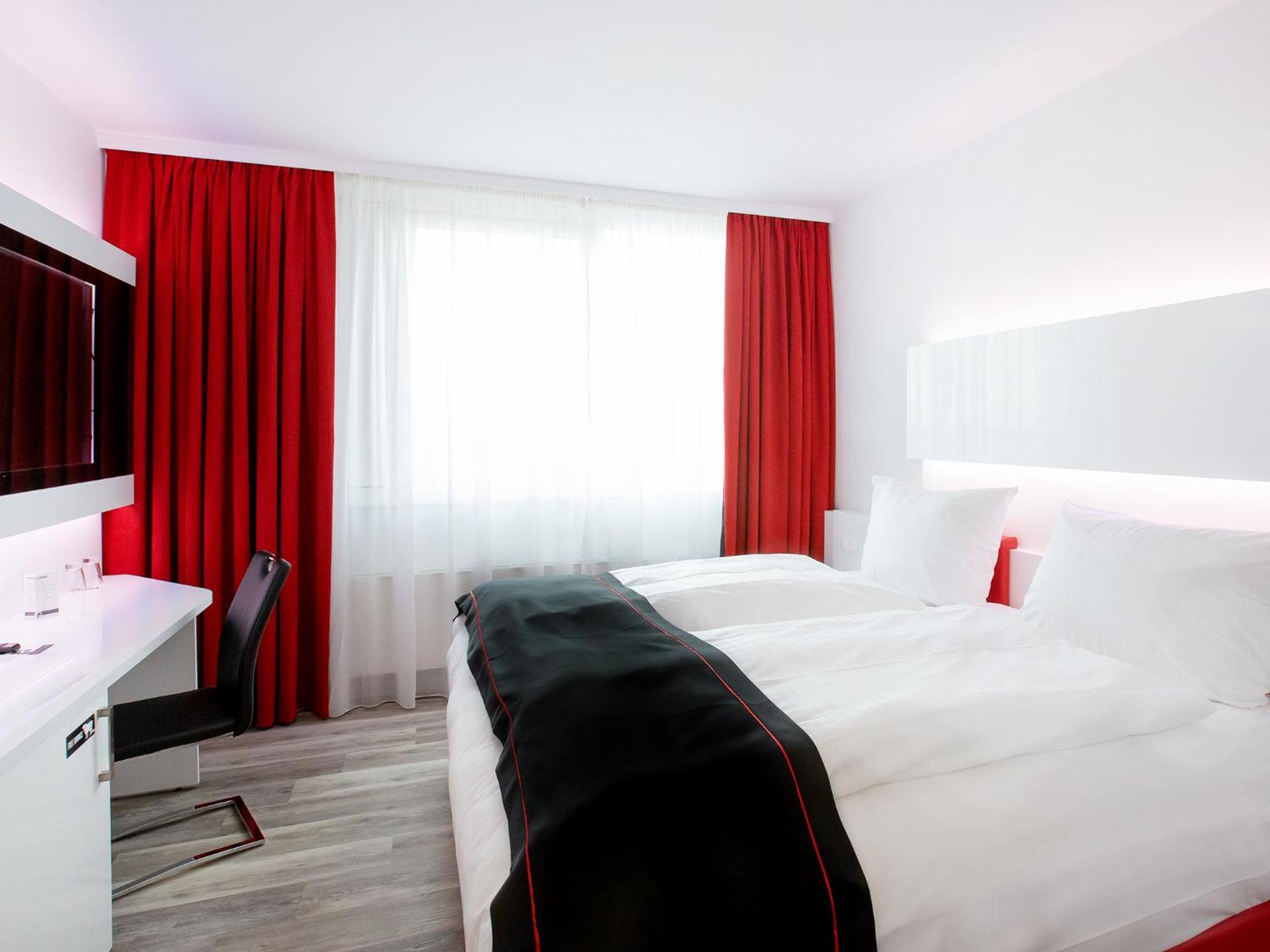 Standard Double Room - Photo 3