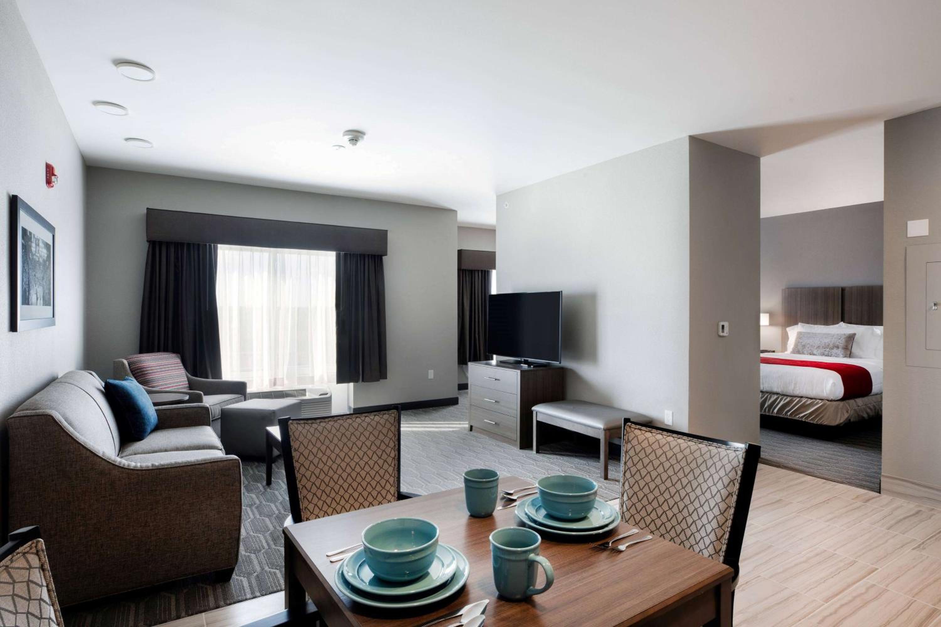Suite with Two Queen Beds - Non-Smoking photo 1