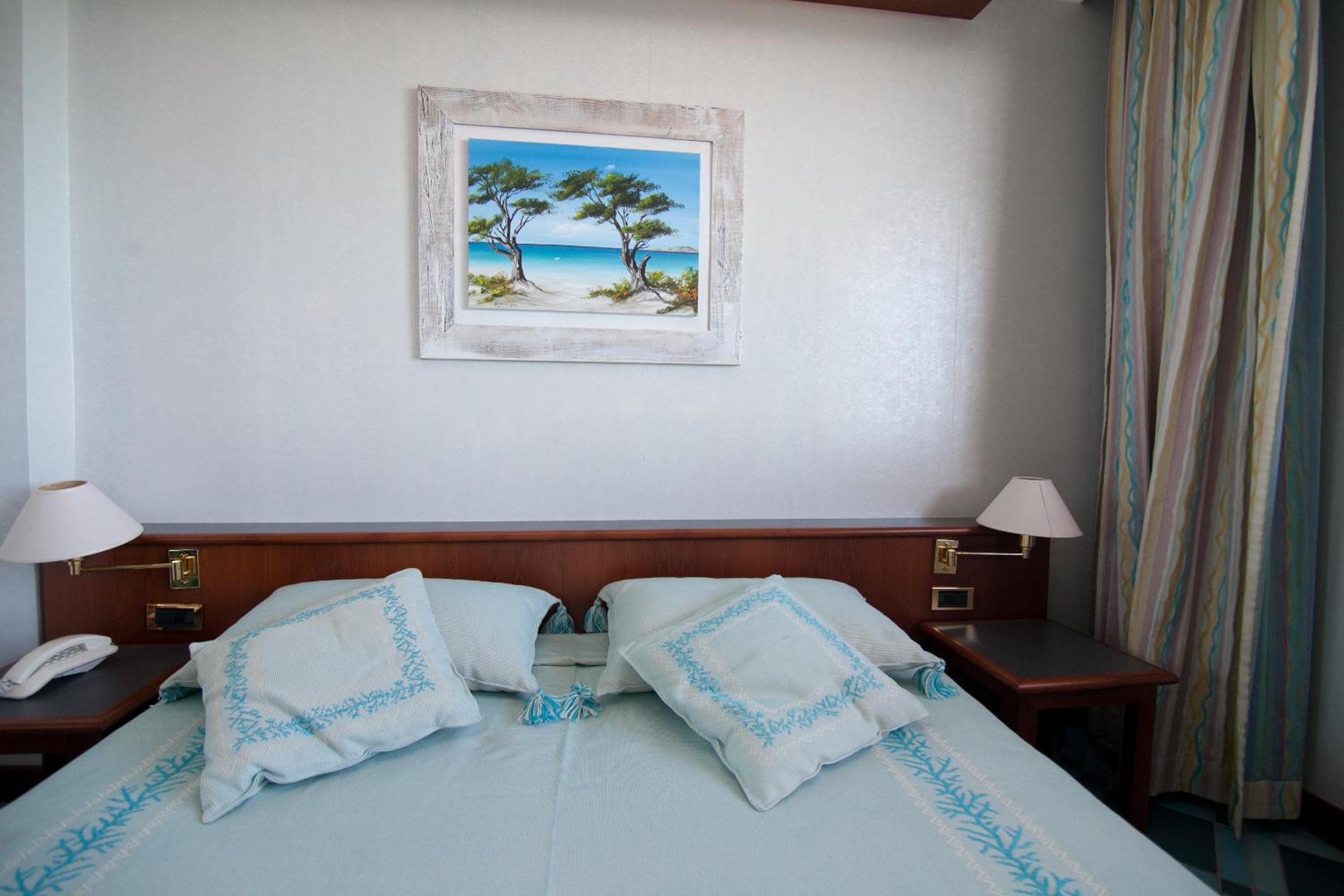 Double Room - Photo 4