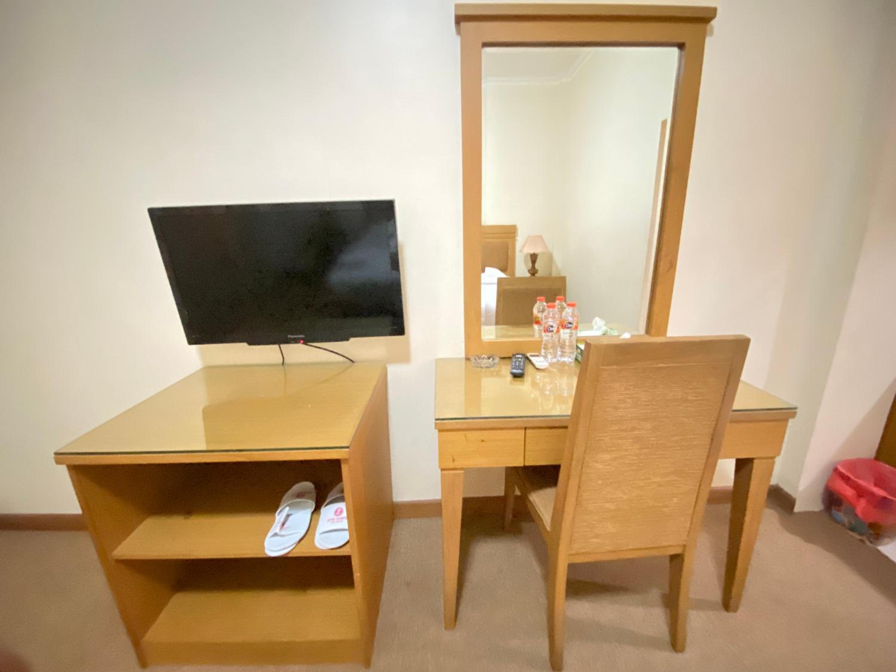 Deluxe Room - Photo 19
