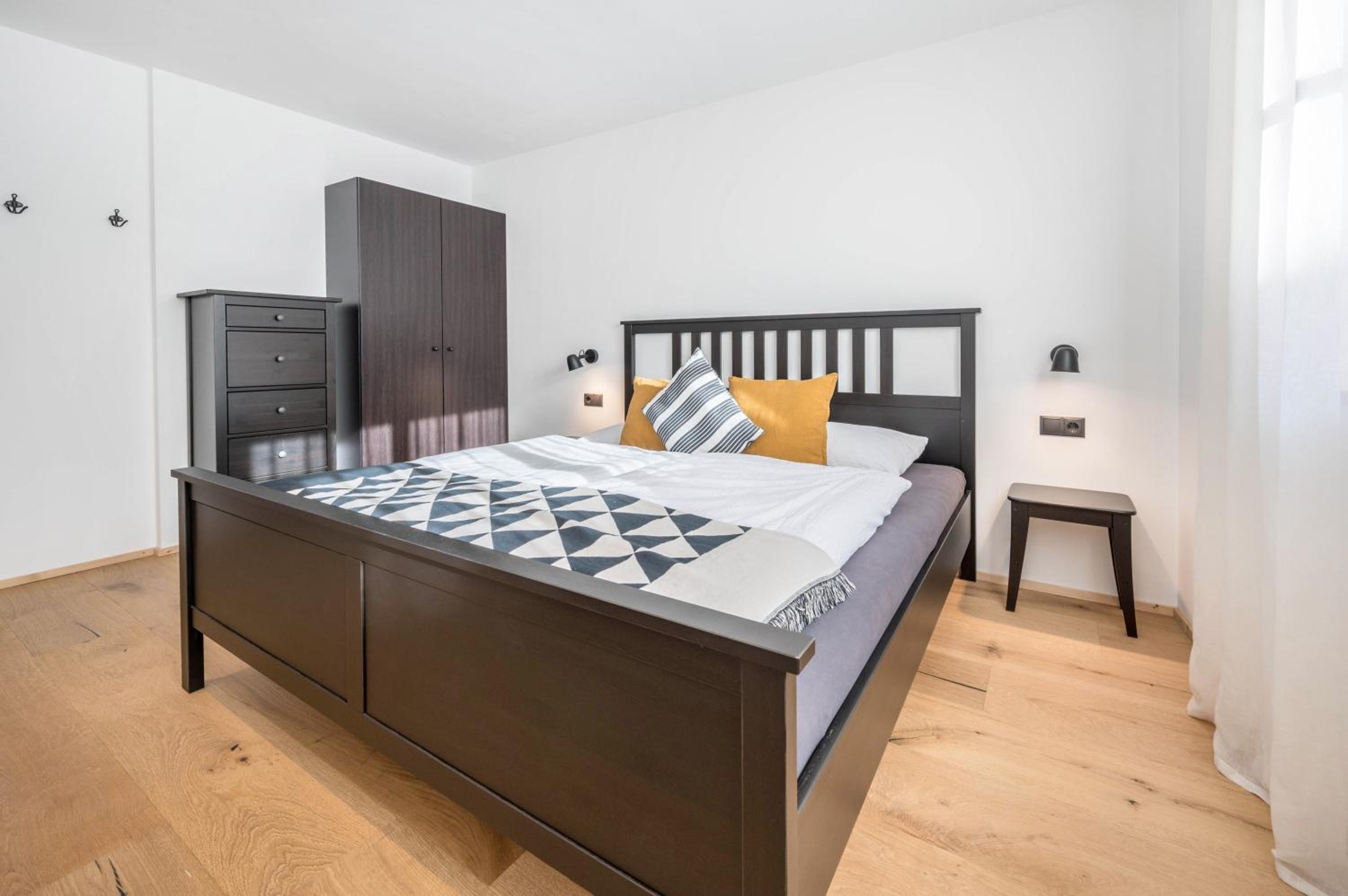 Two-Bedroom Deluxe Apartment with Garden View