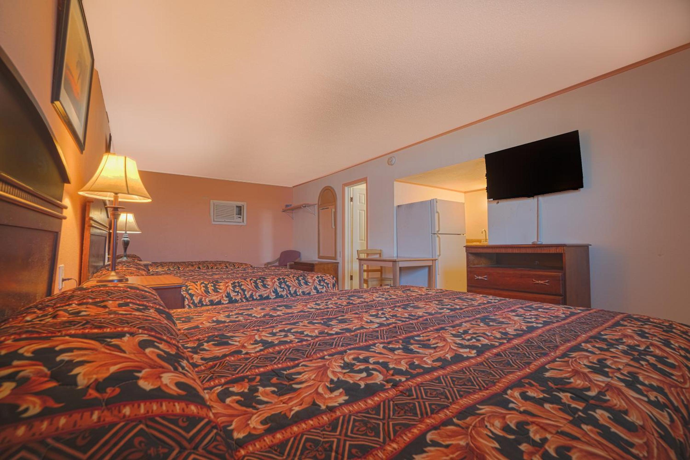 3 Queen Bed - Photo 4