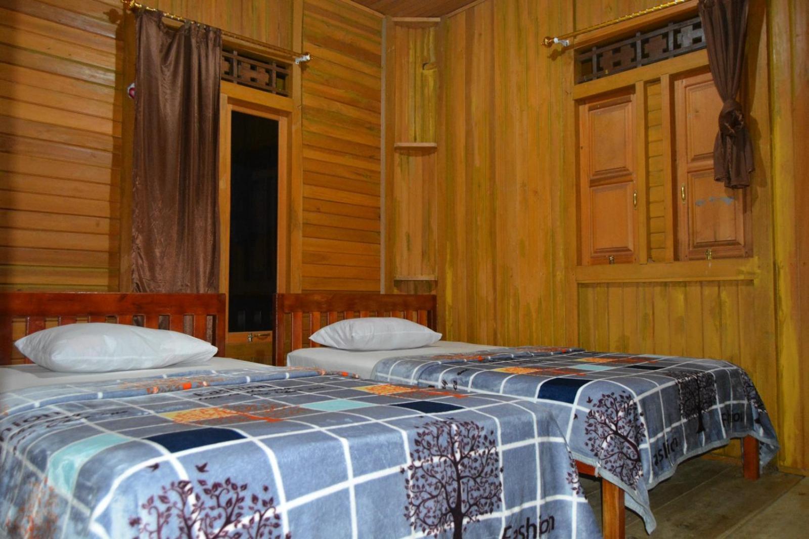 Standard Twin Room with Mountain View photo 2