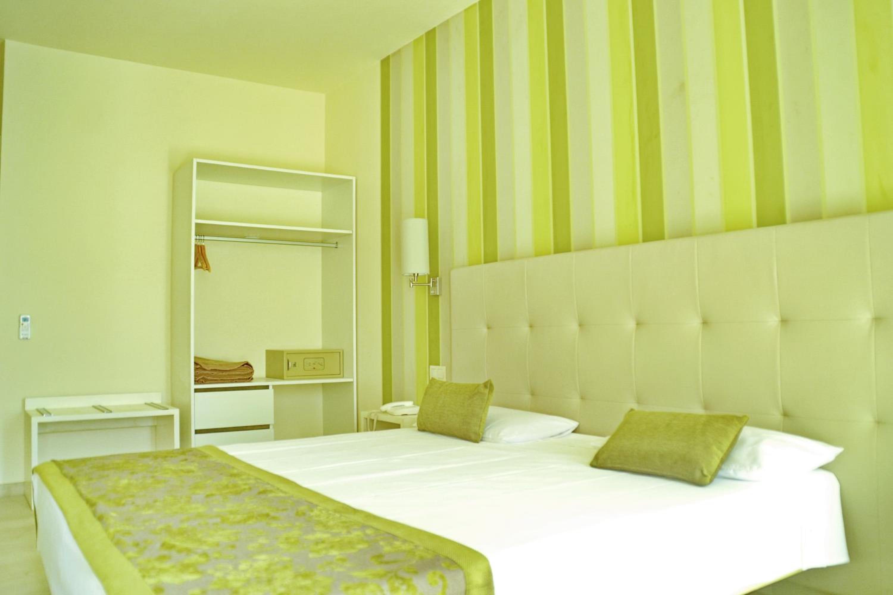 Superior Double or Twin Room - Photo 3