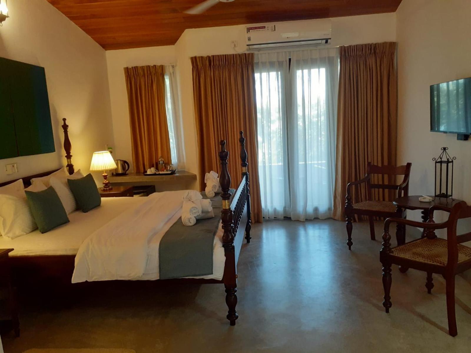 Double Room with Lake View photo 2