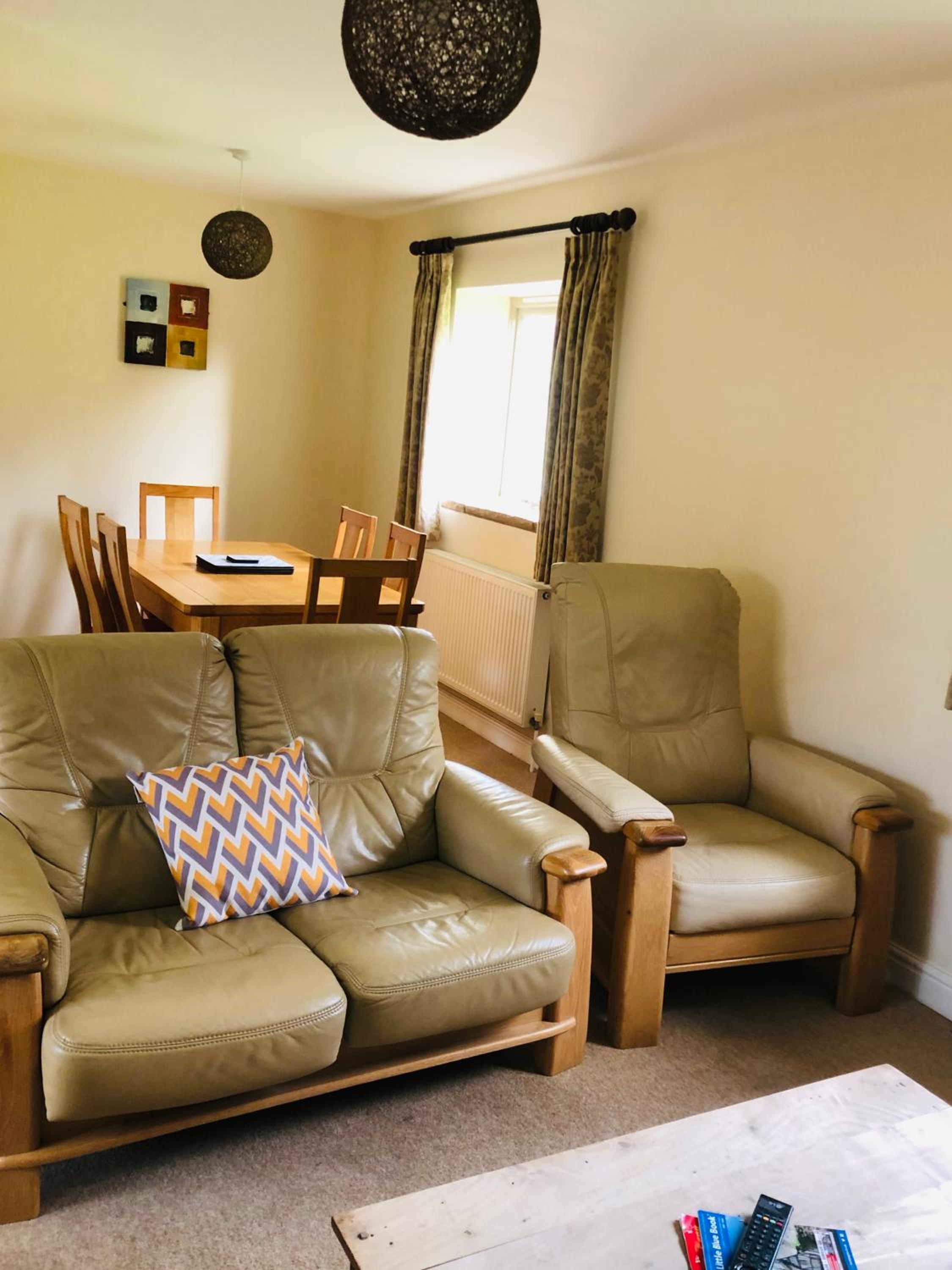 Three-Bedroom House - Photo 4