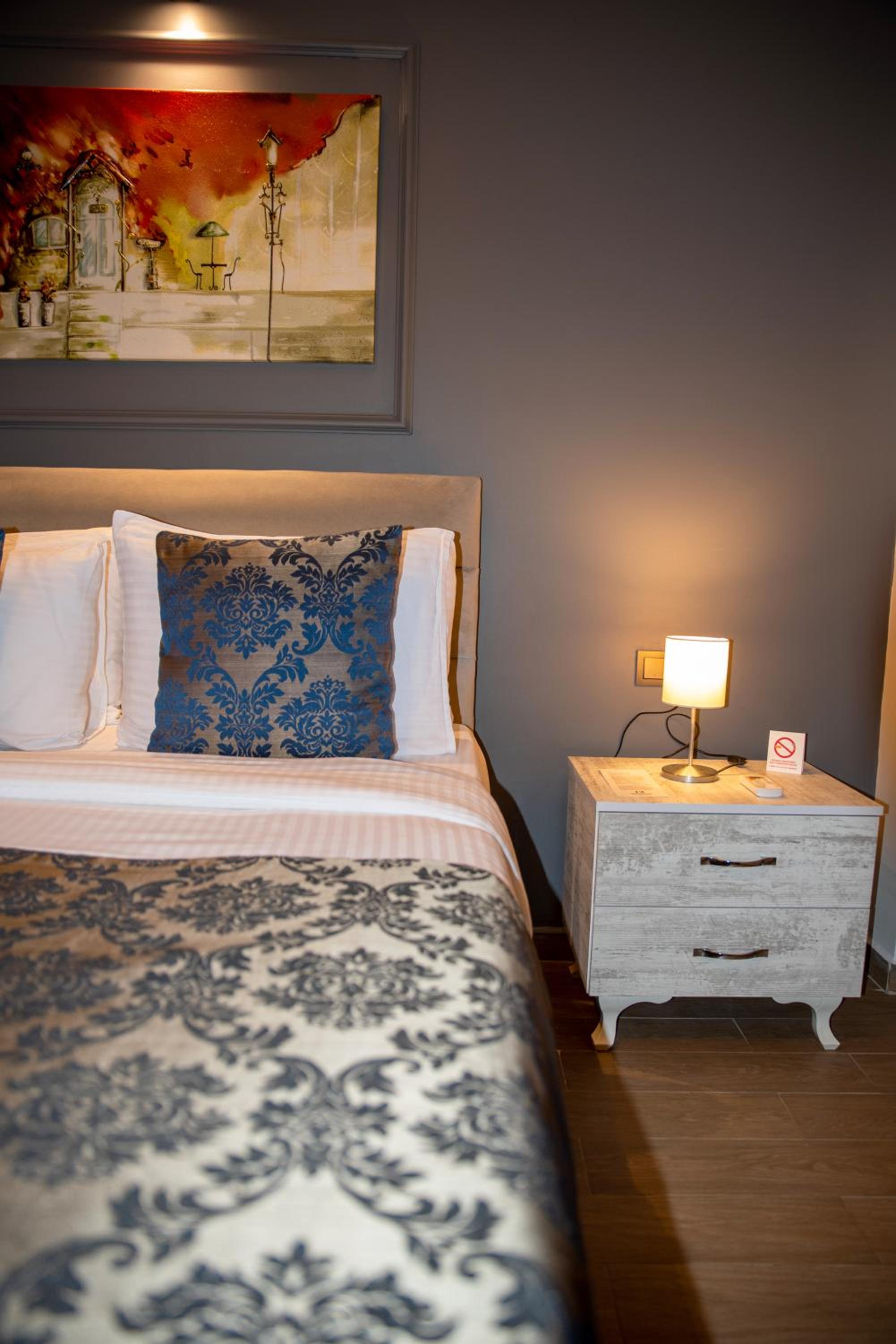 Double Room with Balcony (2 Adults + 1 Child) photo 1