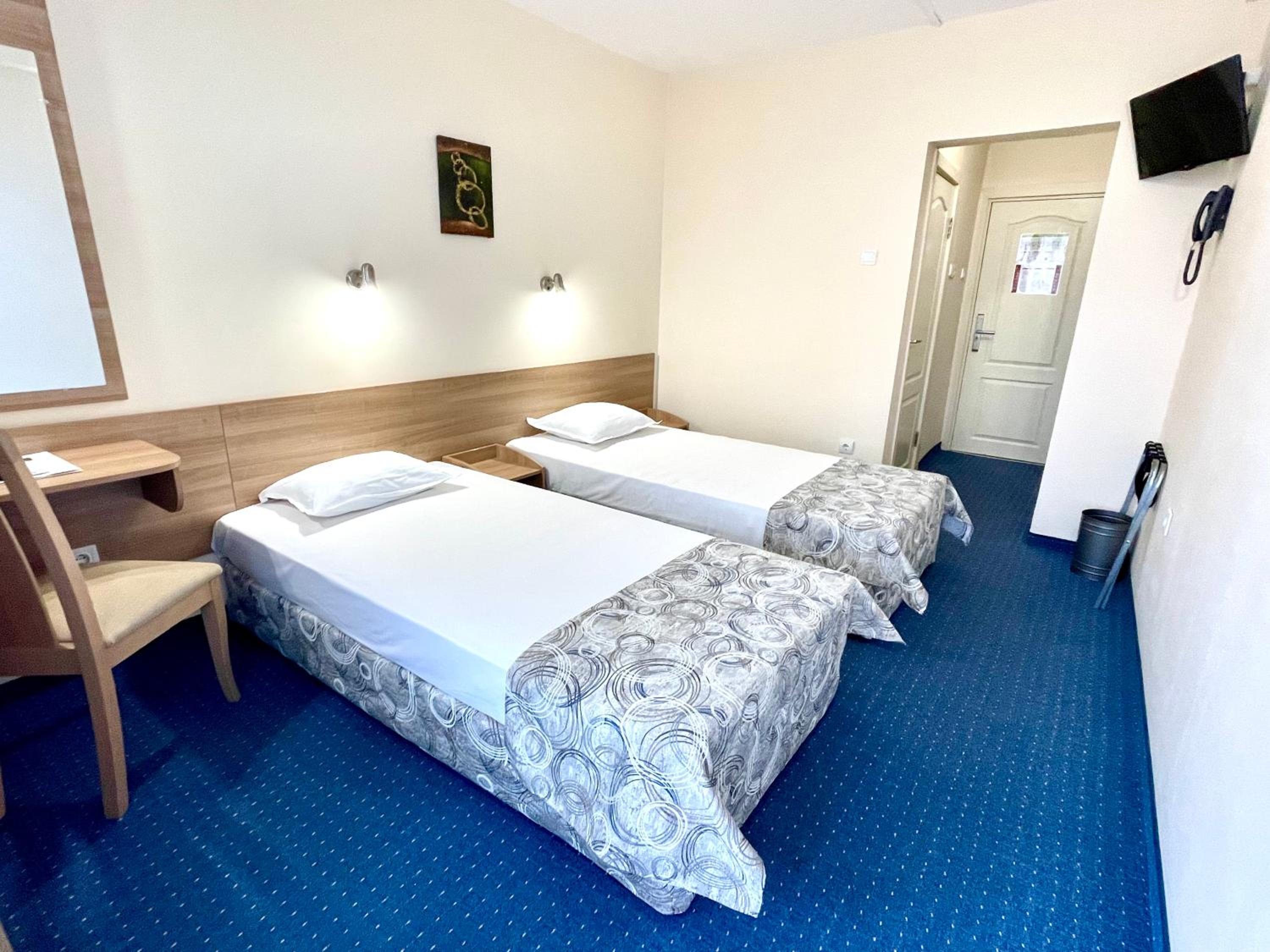 Double or Twin Room with Balcony photo 1