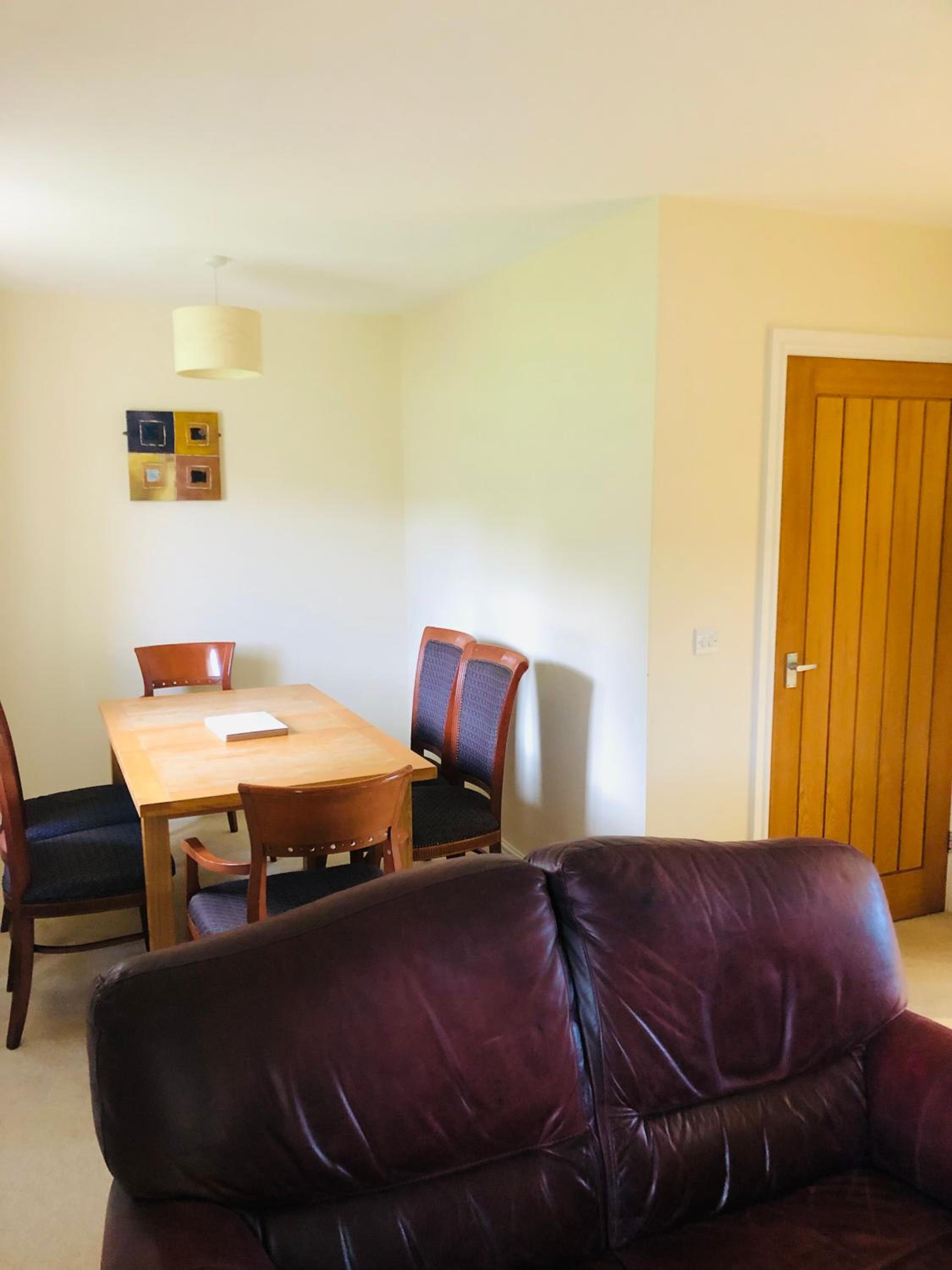 Three-Bedroom House photo 3