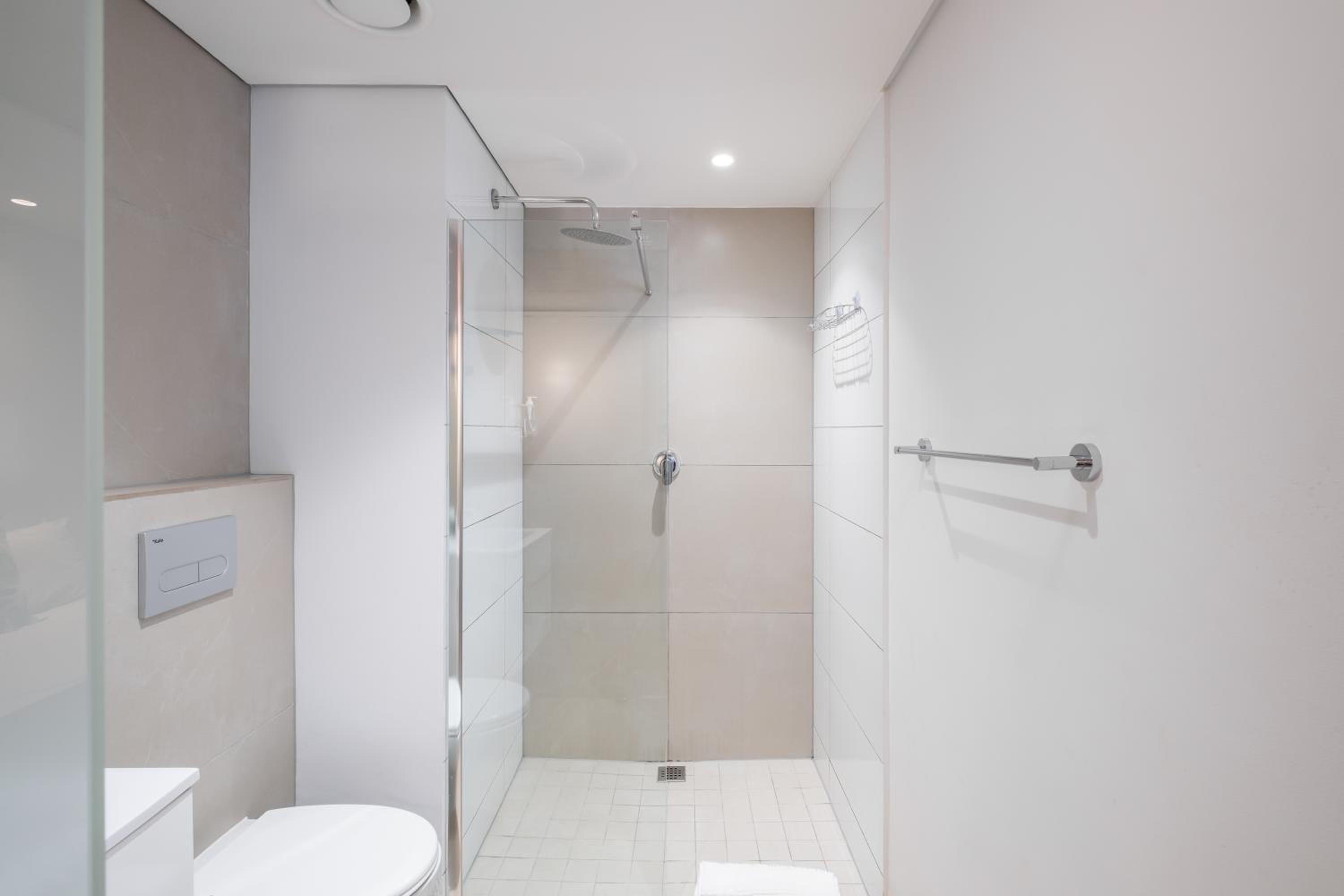 Two-Bedroom Apartment - Photo 47
