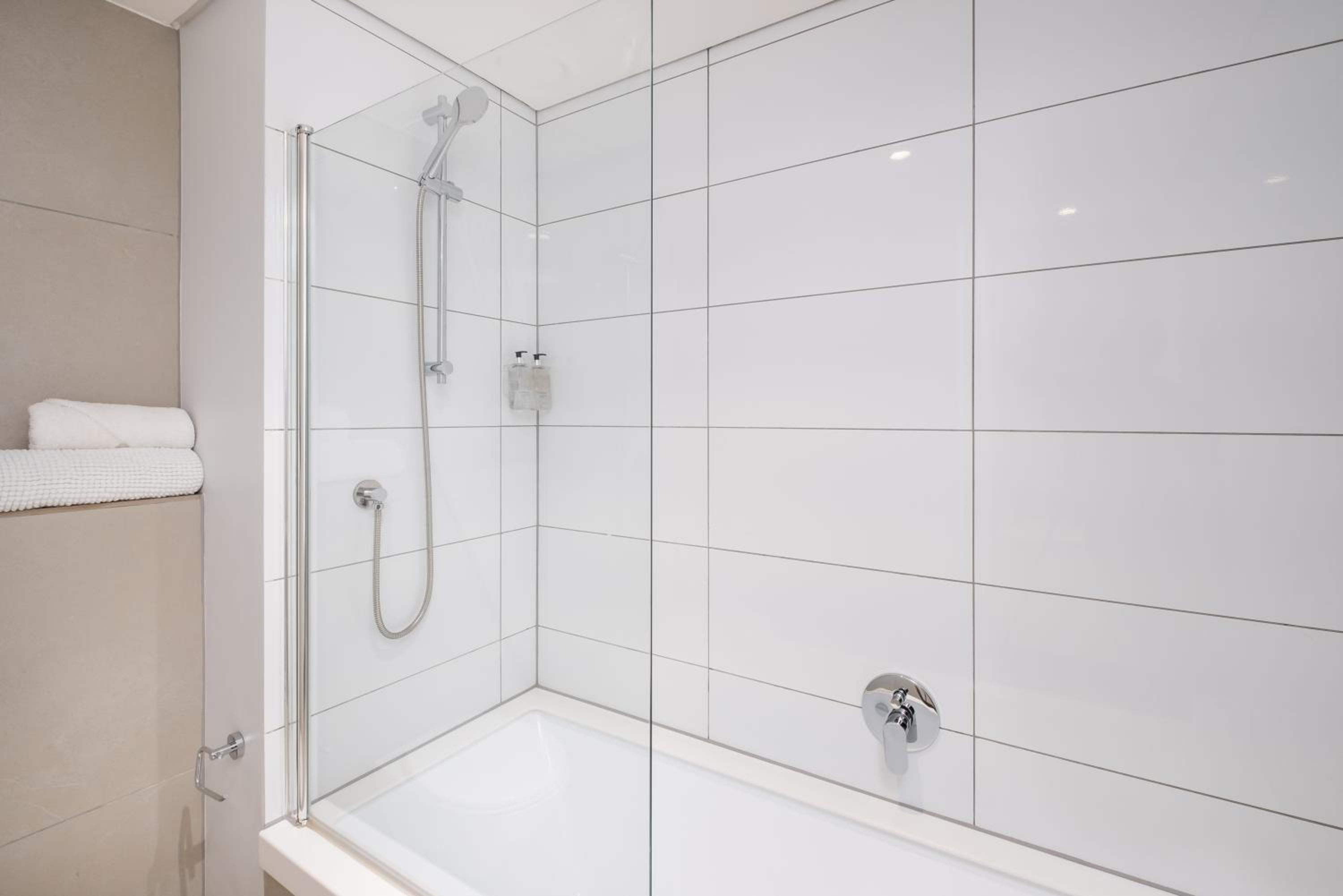 Two-Bedroom Apartment - Photo 10