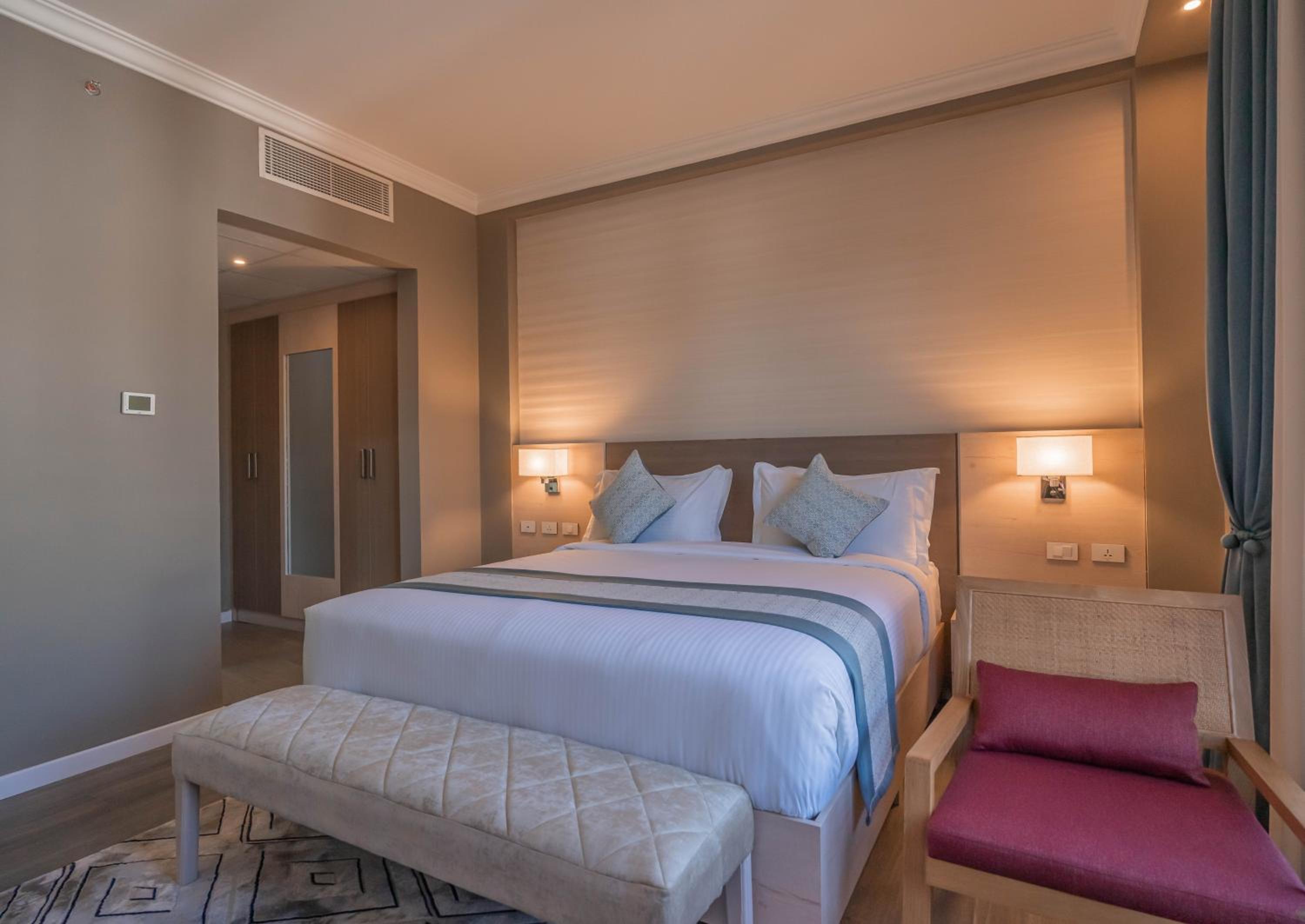 Family Suite - Photo 16