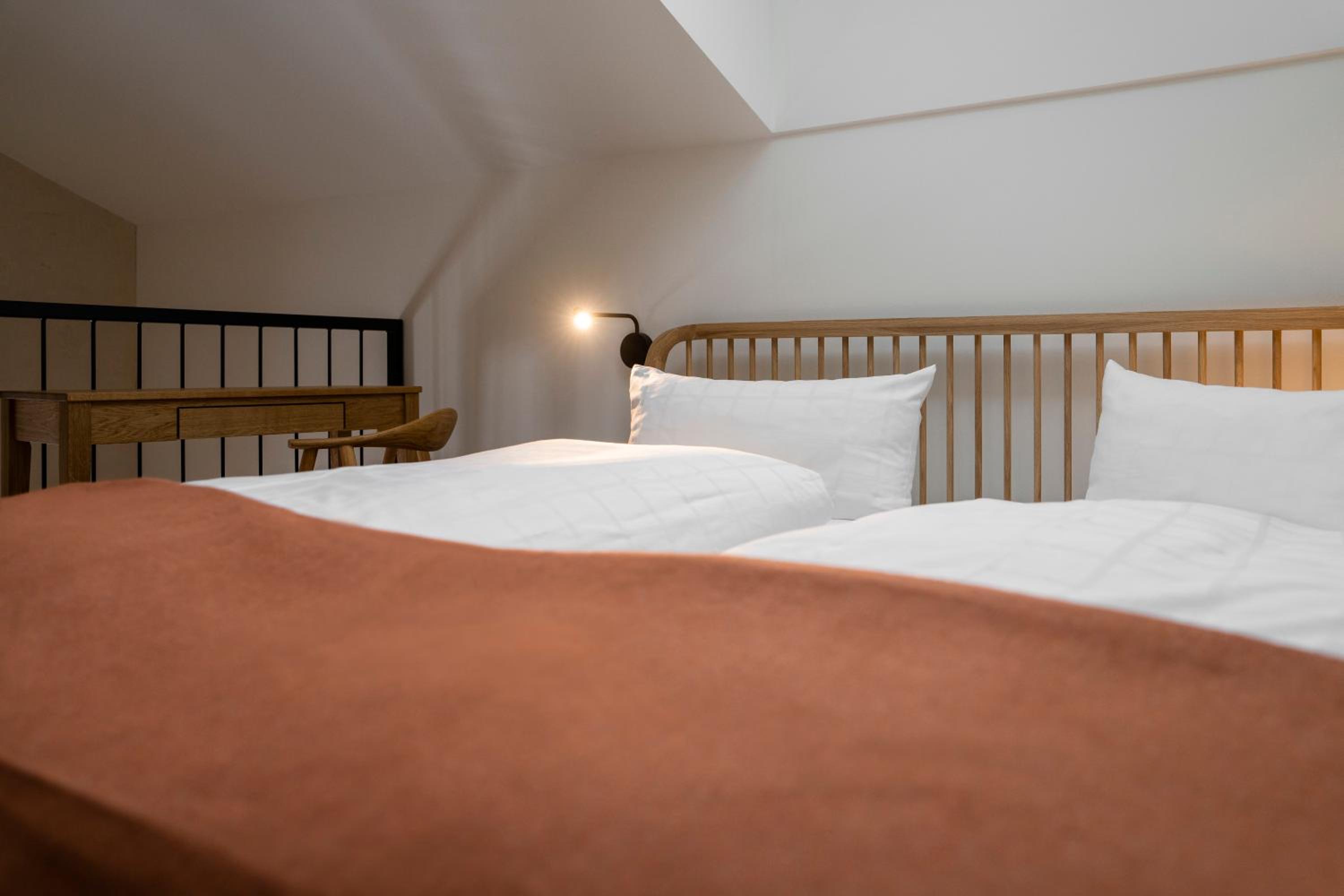 Deluxe Double Room - Photo 3