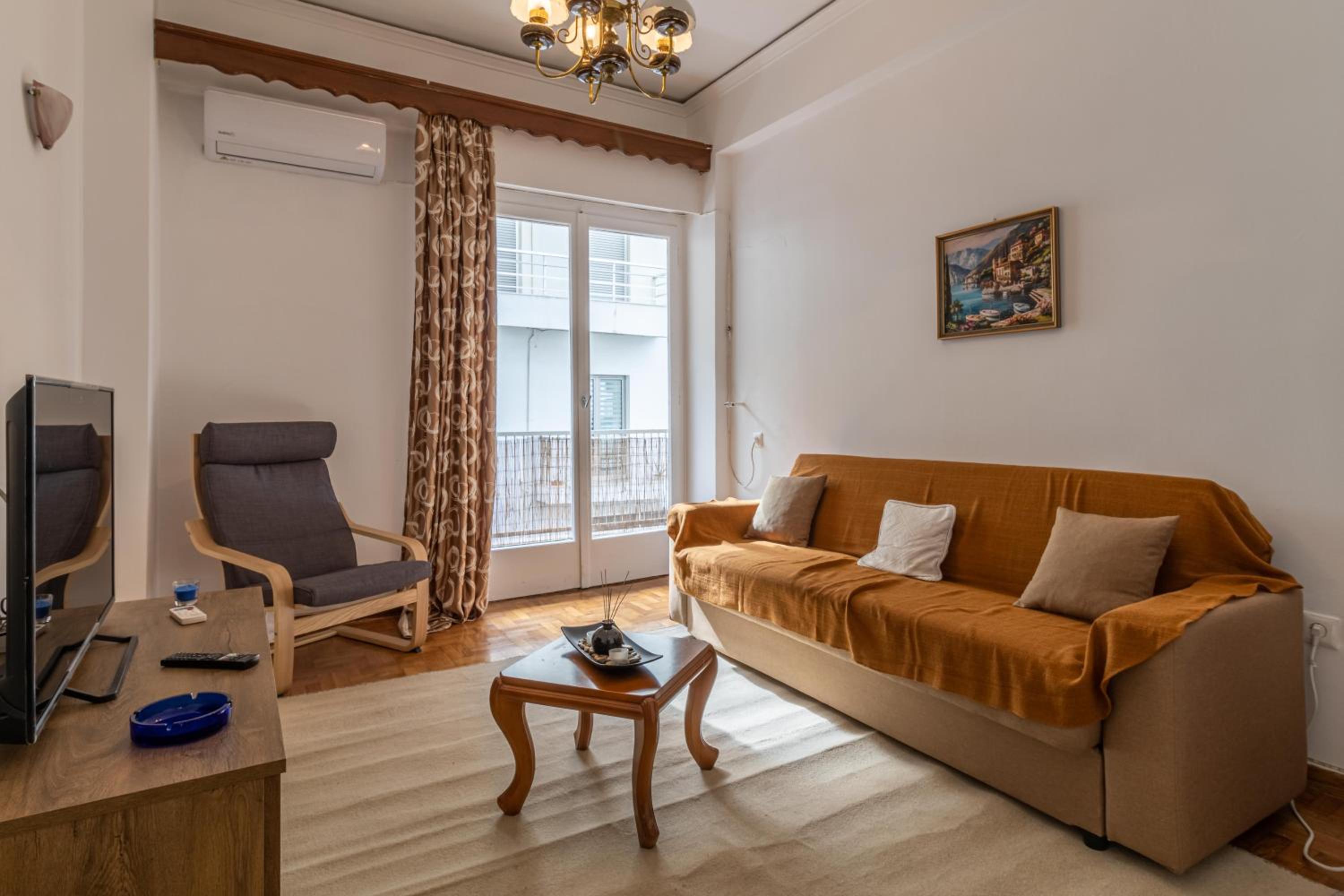 One-Bedroom Apartment