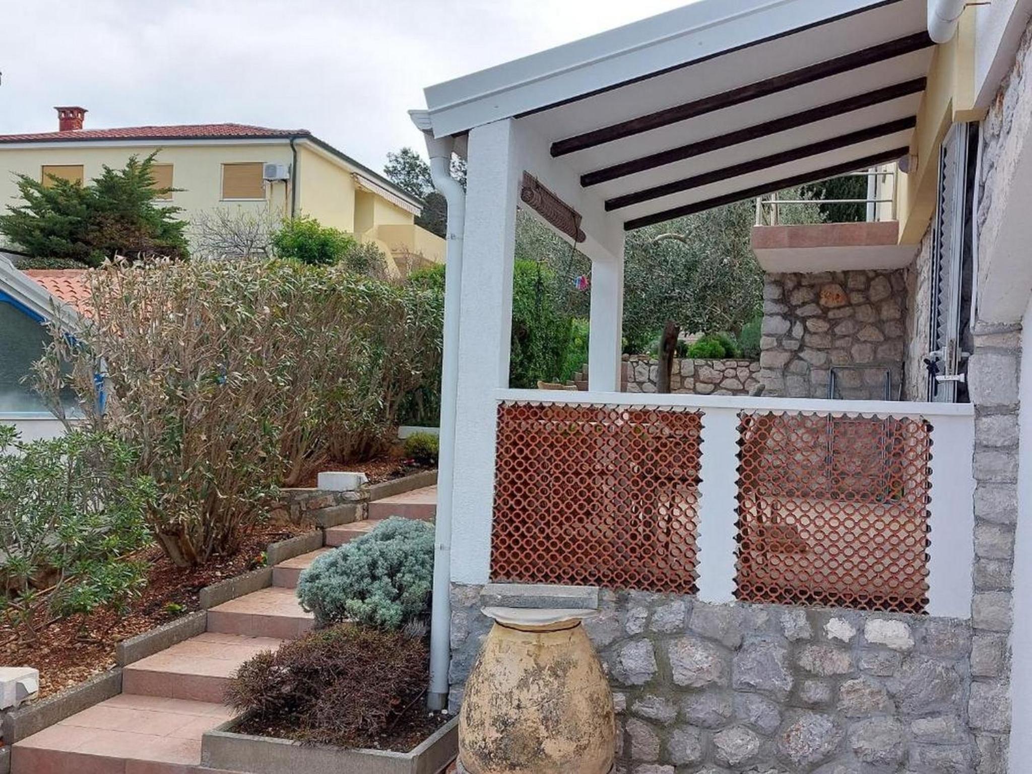 Studio Apartment with Terrace and Sea View photo 2