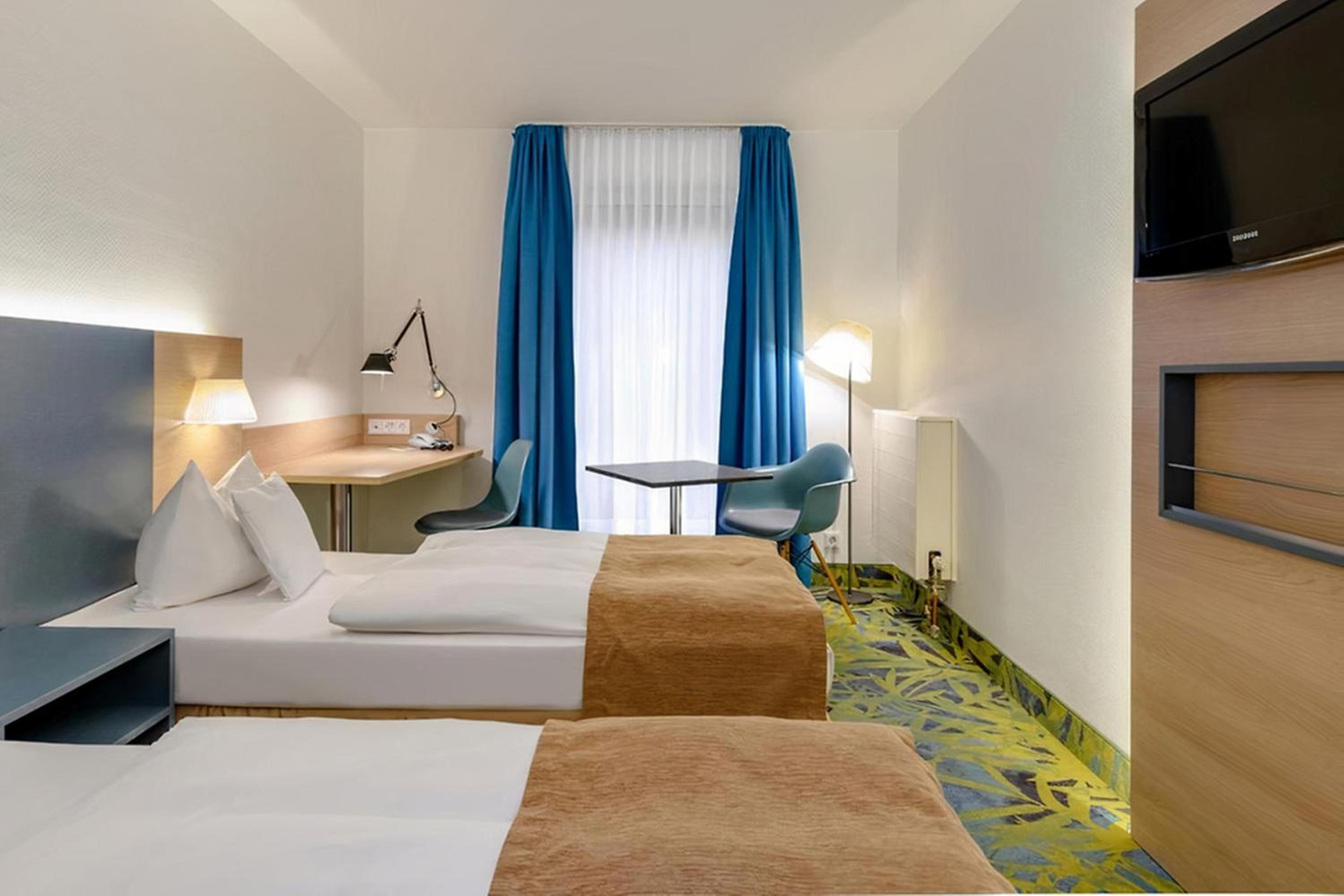 Comfort Twin Room - Photo 3
