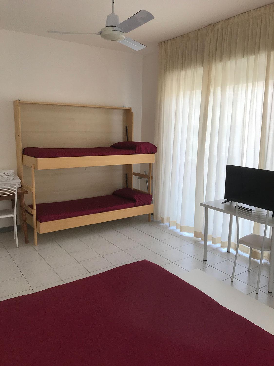 Quadruple Room with Sea View - Photo 1