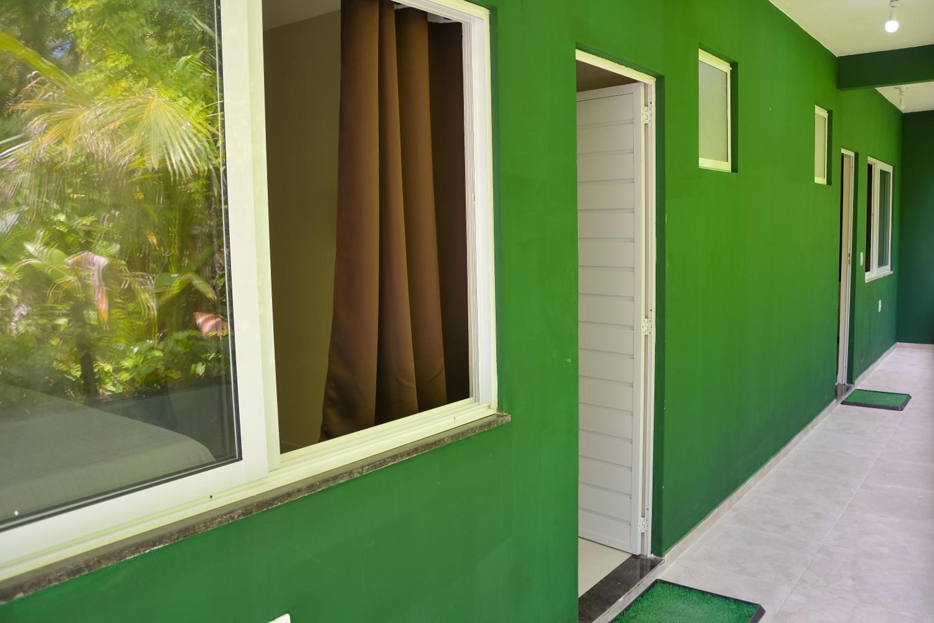 Superior Triple Room photo 2