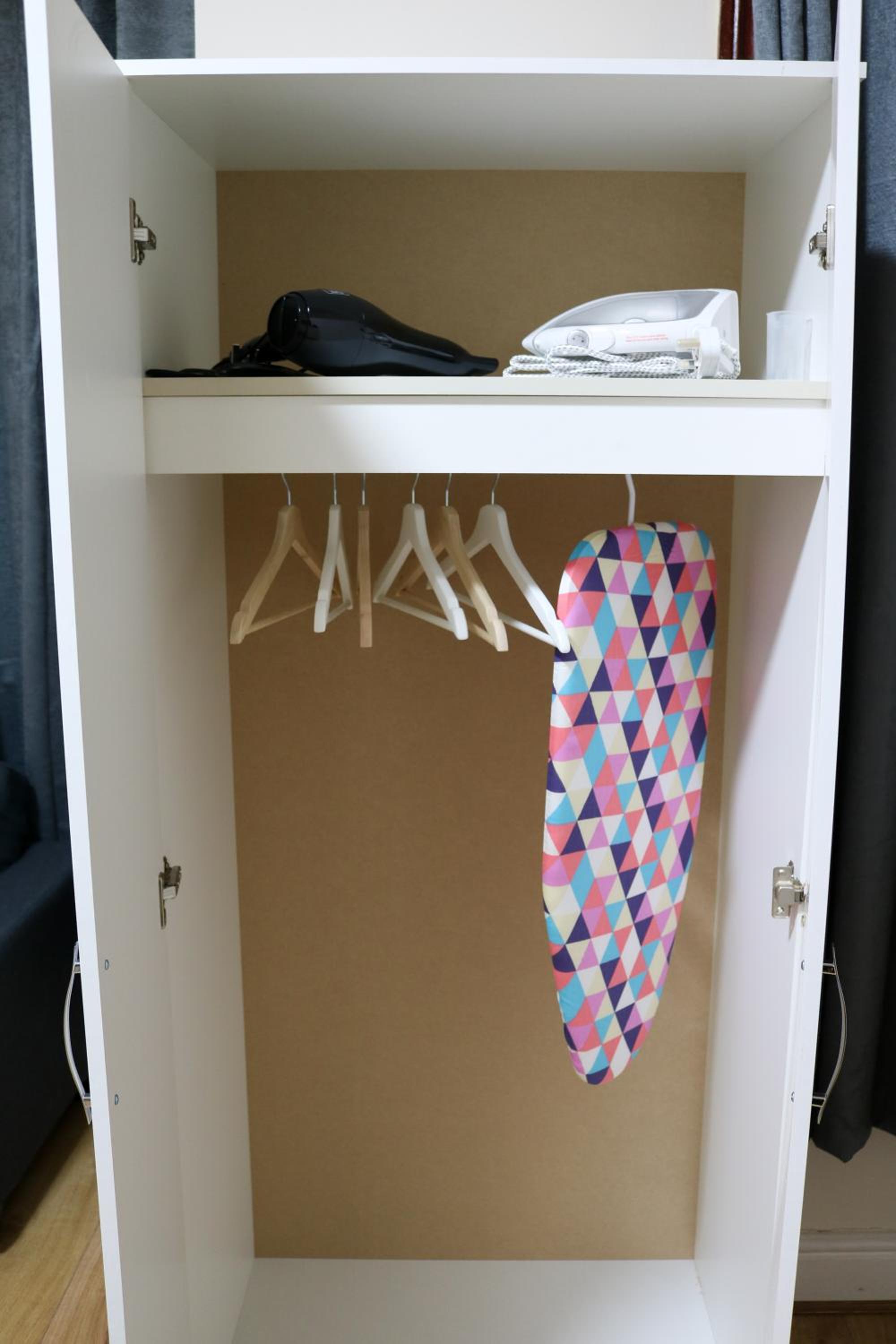 Double Room with Private External Bathroom photo 3