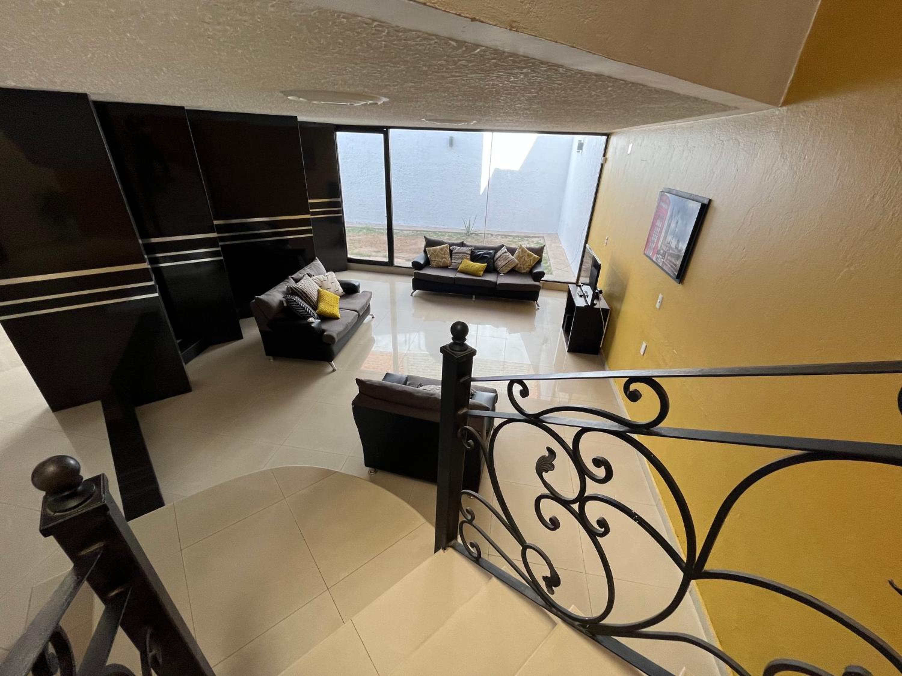 Three-Bedroom House photo 2