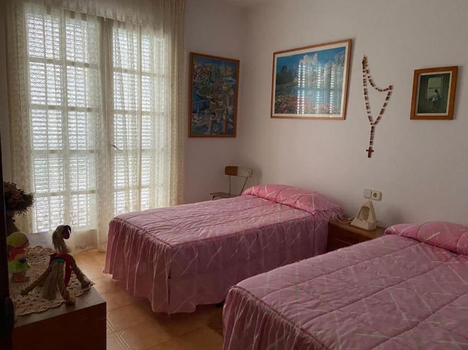 Villa de Tres Habitaciones