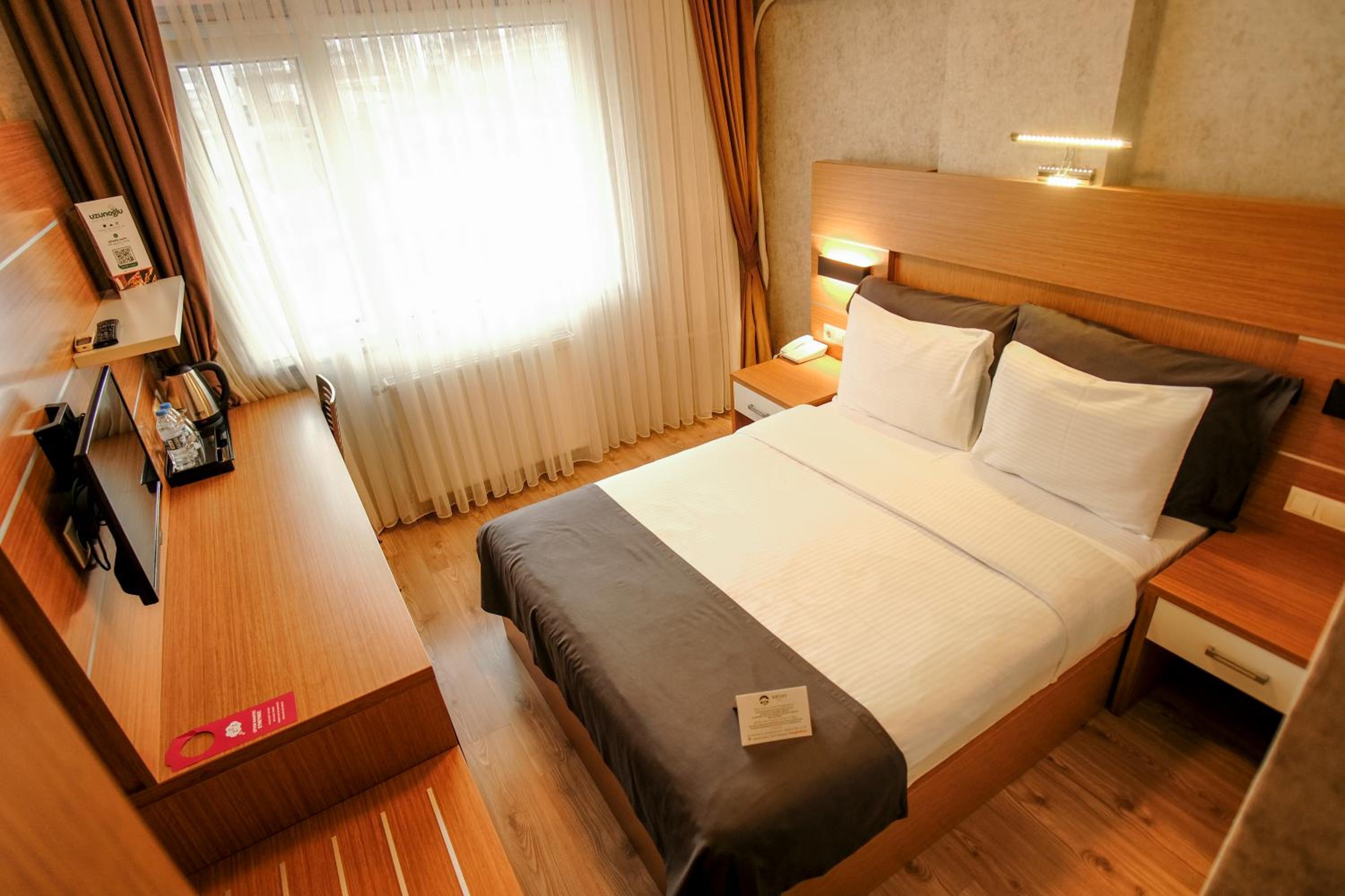 Double Room - Photo 7