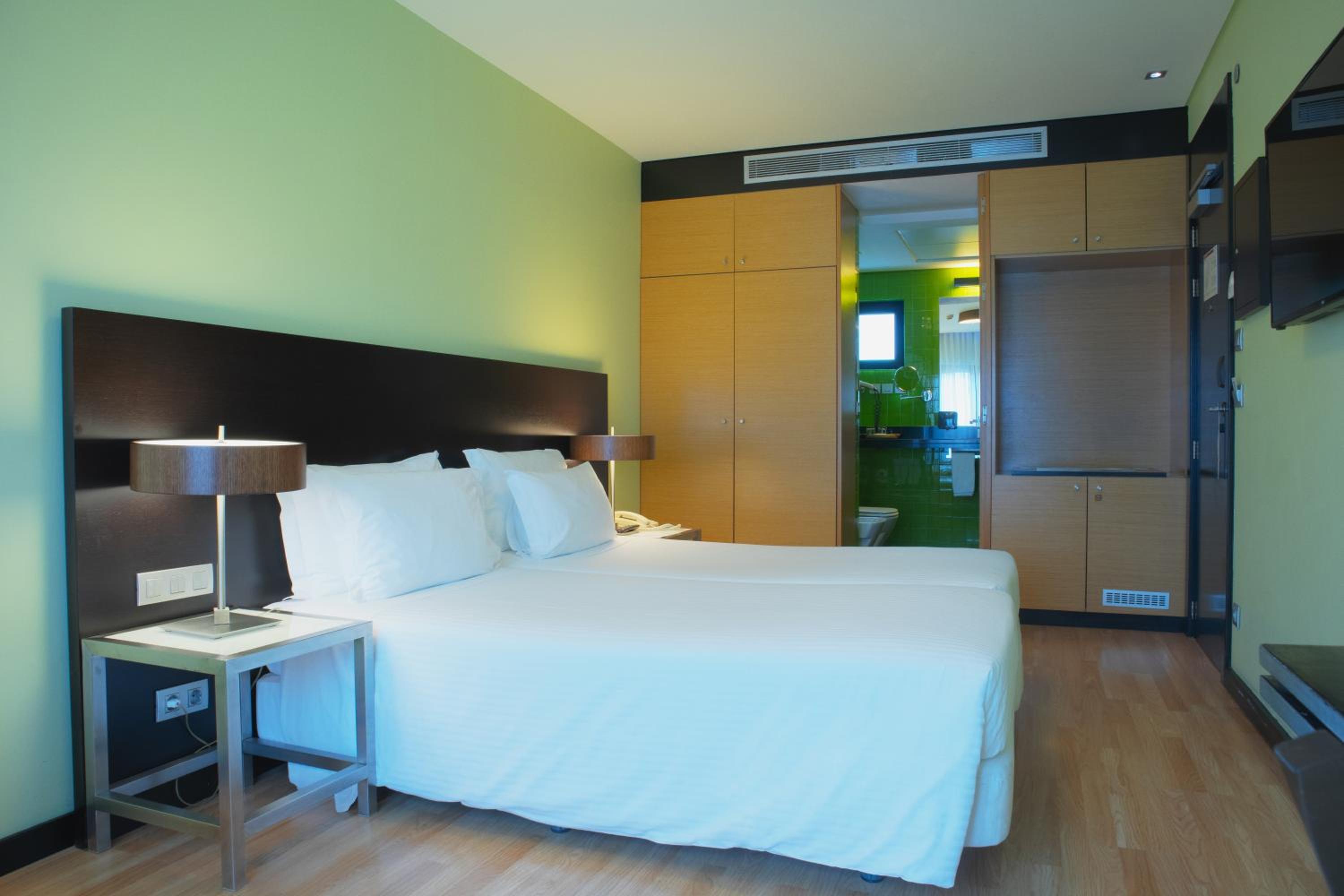 Double or Twin Room - Photo 2