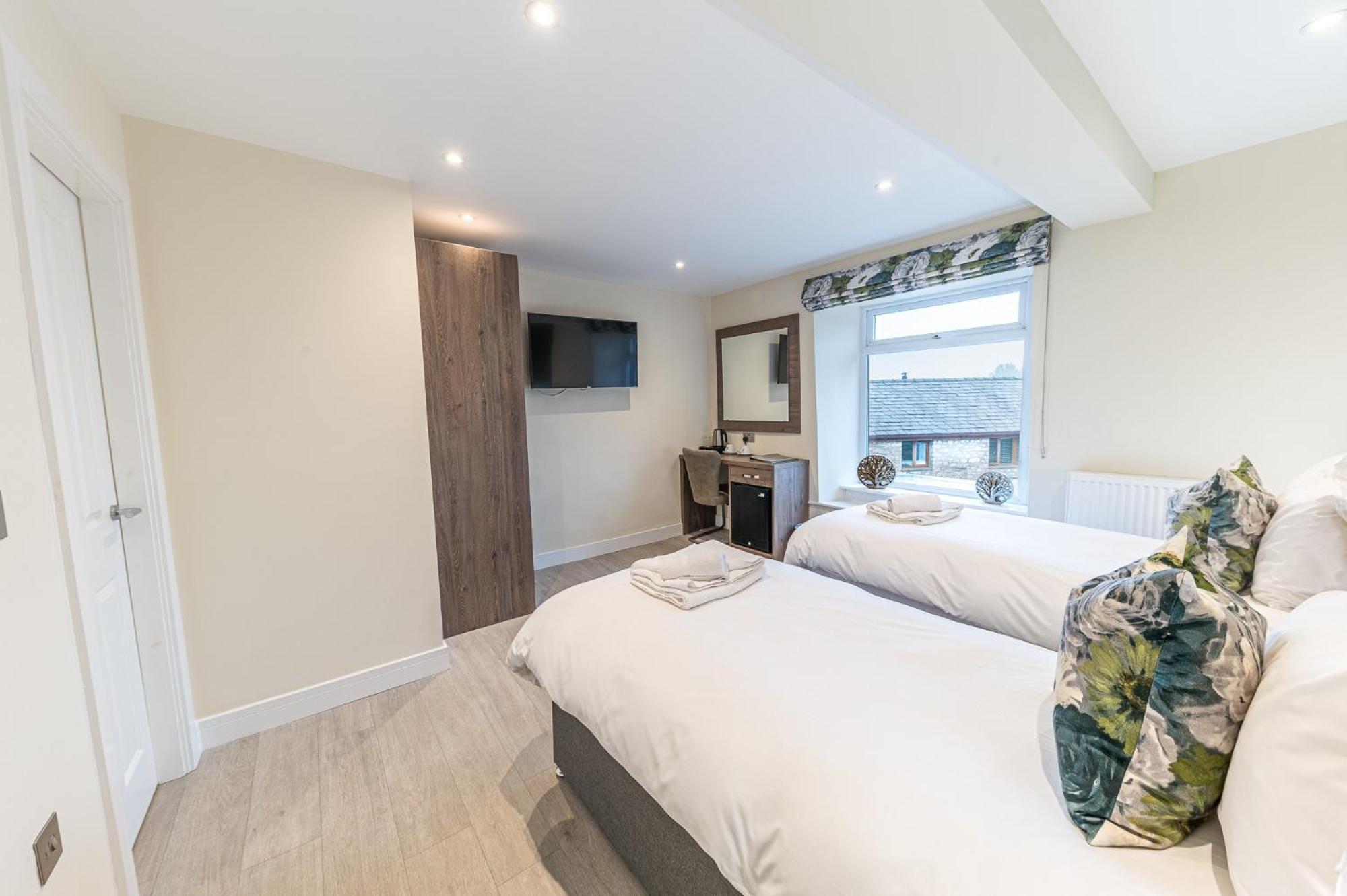 Deluxe Twin Room - Photo 1