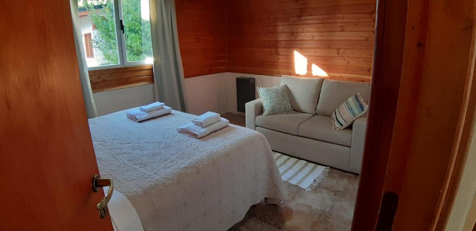 One-Bedroom House photo 1
