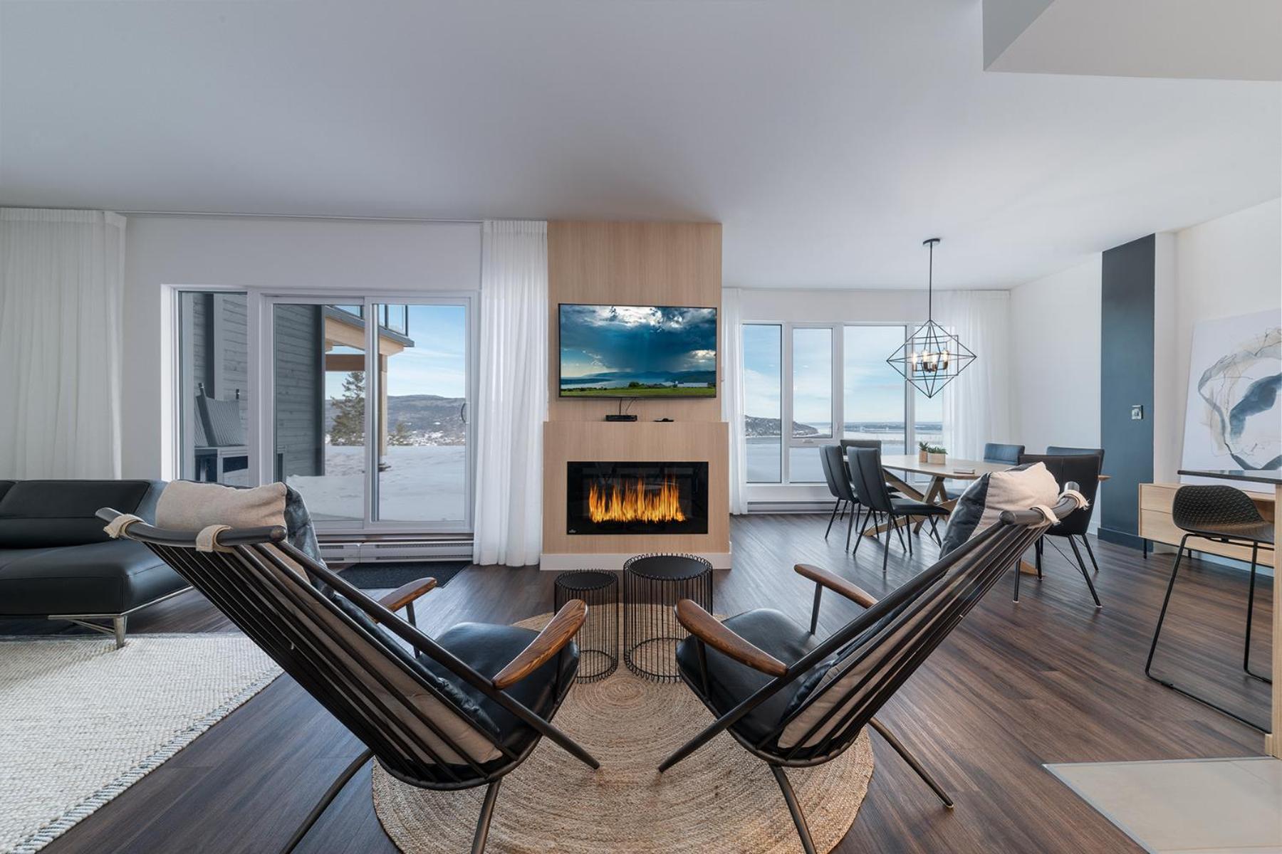 Apartment with Terrace – 103